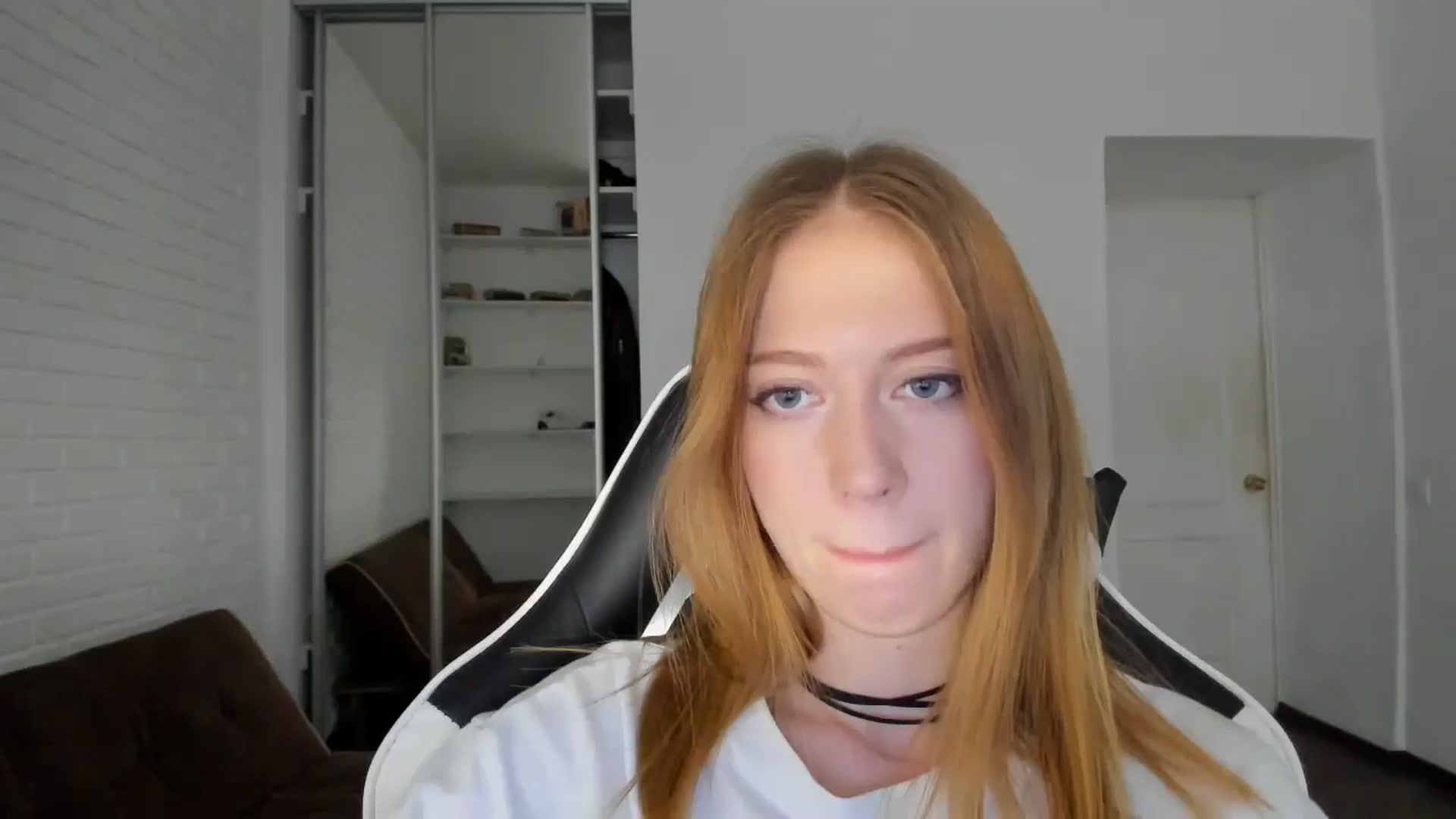 Gallery image thumbnail from RoboSasha's myfreecams stream on, 09/05/2024, 15:01 image 11 of 20