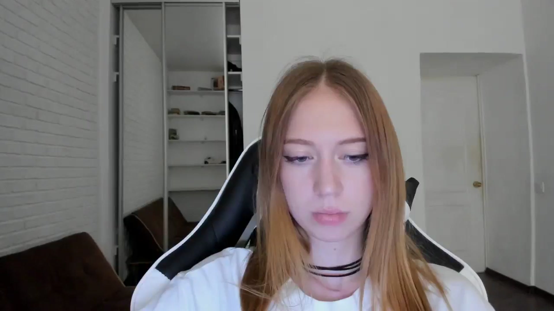 Gallery image thumbnail from RoboSasha's myfreecams stream on, 09/05/2024, 15:01 image 17 of 20