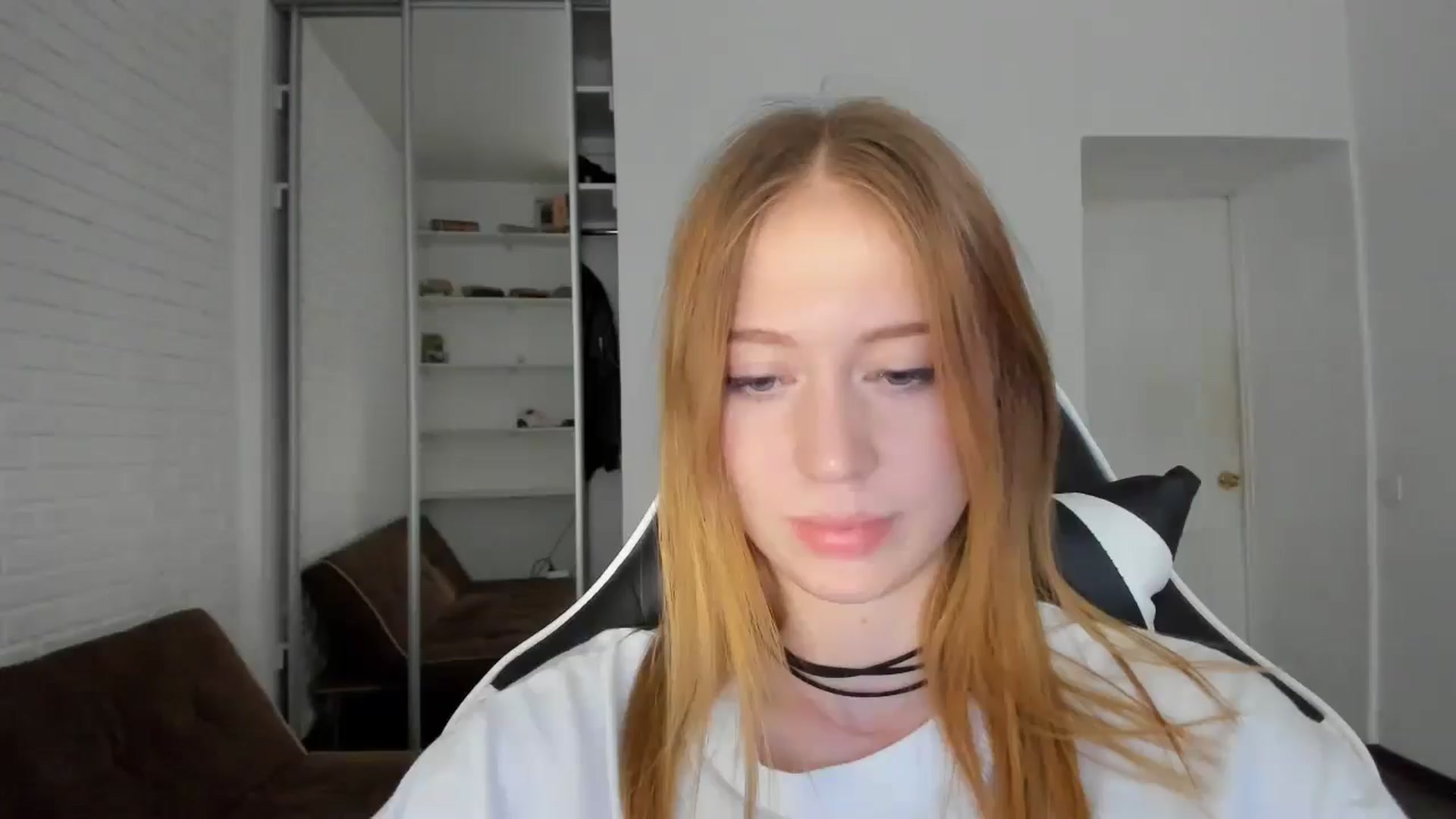 Gallery image thumbnail from RoboSasha's myfreecams stream on, 09/05/2024, 15:01 image 6 of 20