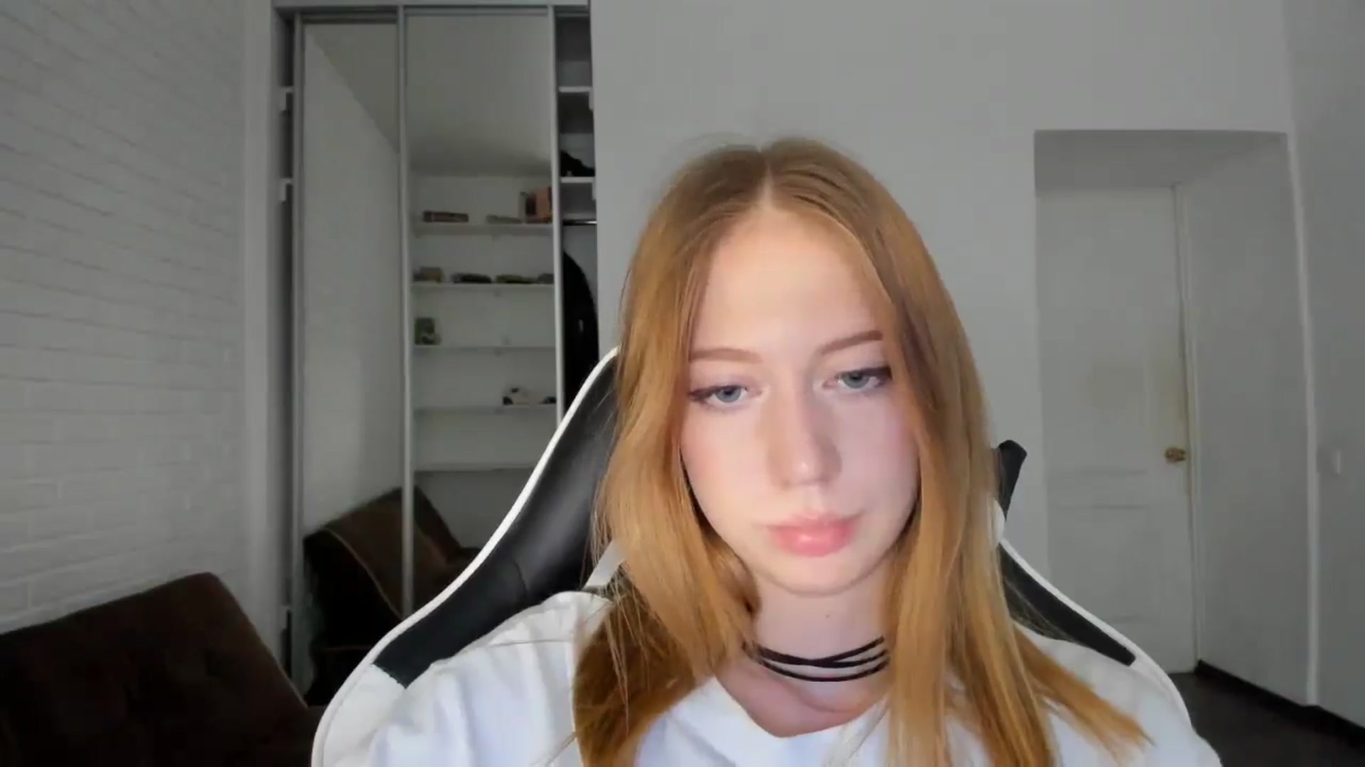Gallery image thumbnail from RoboSasha's myfreecams stream on, 09/05/2024, 15:01 image 12 of 20