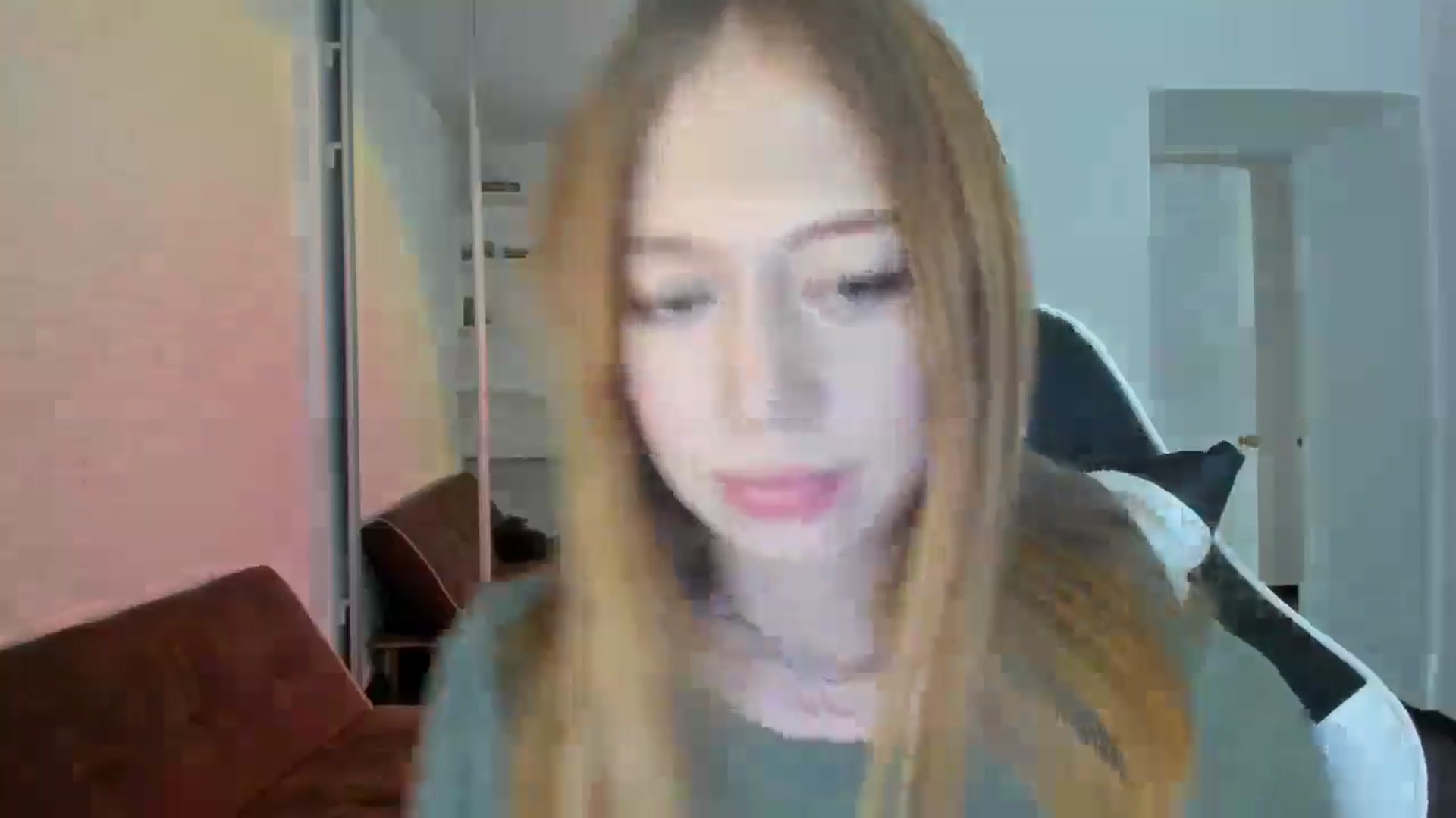 Gallery image thumbnail from RoboSasha's myfreecams stream on, 09/06/2024, 15:35 image 12 of 20