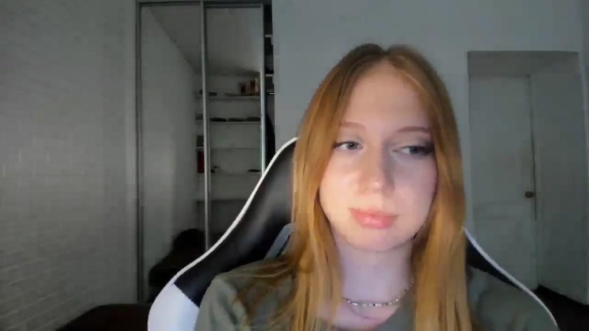 Gallery image thumbnail from RoboSasha's myfreecams stream on, 09/09/2024, 16:04 image 15 of 20