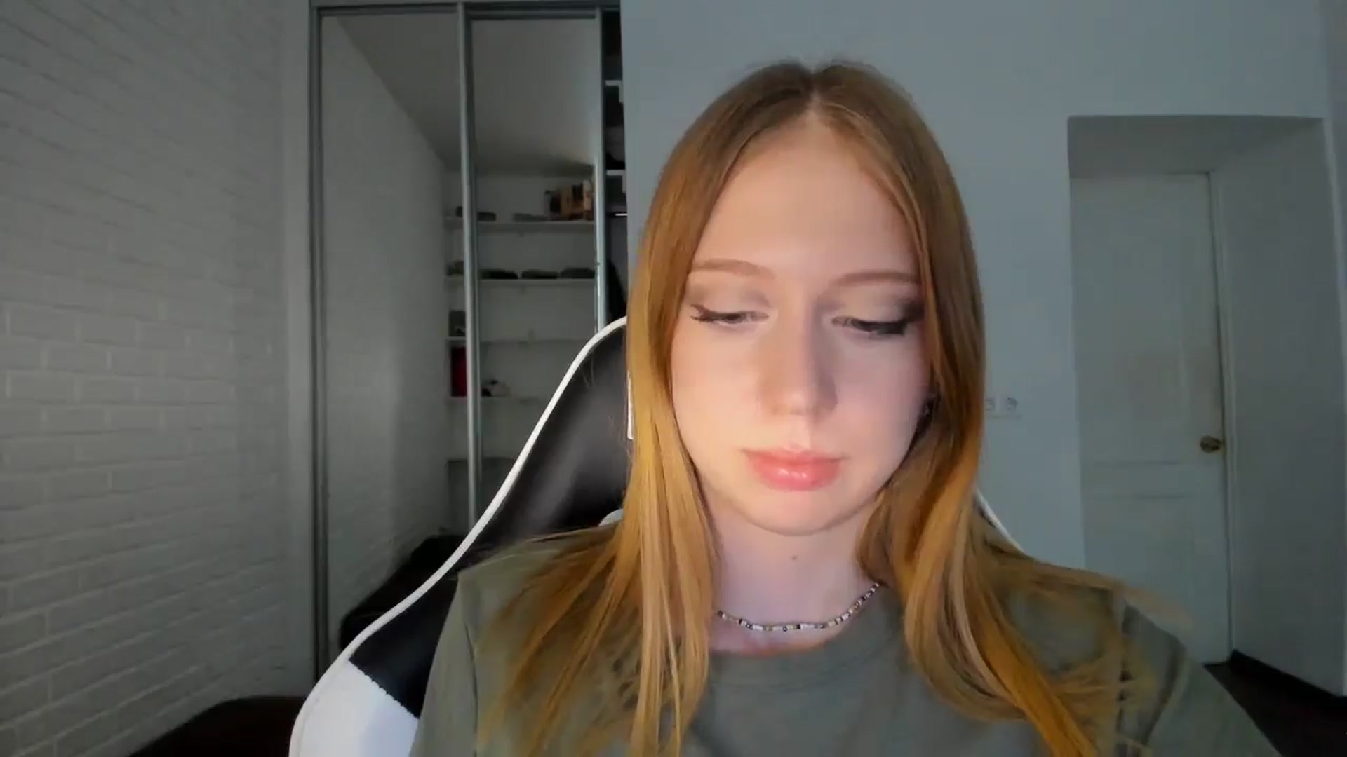 Gallery image thumbnail from RoboSasha's myfreecams stream on, 09/09/2024, 16:04 image 4 of 20