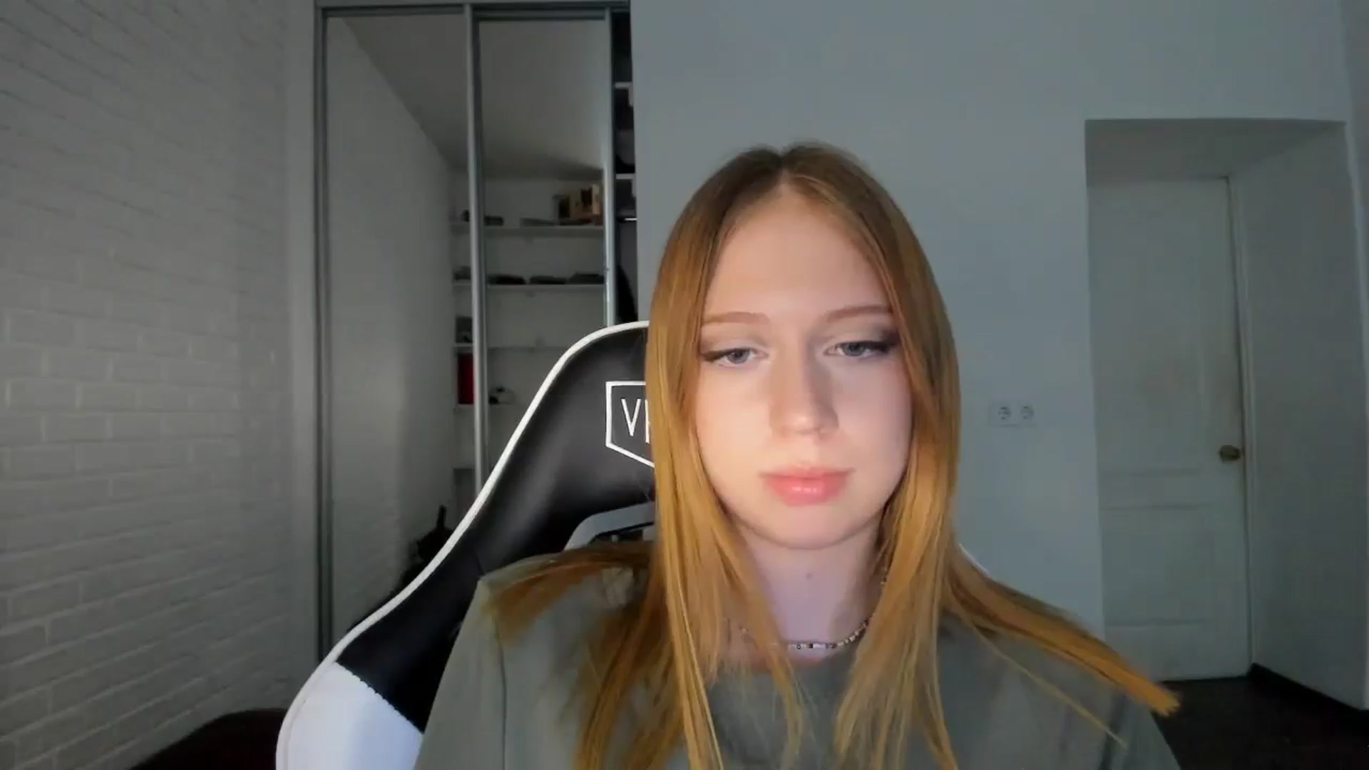 Gallery image thumbnail from RoboSasha's myfreecams stream on, 09/09/2024, 16:04 image 10 of 20