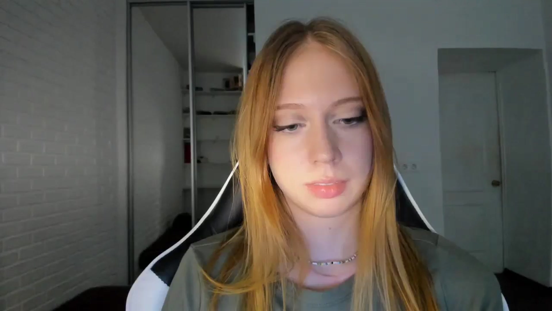 Gallery image thumbnail from RoboSasha's myfreecams stream on, 09/09/2024, 16:04 image 18 of 20