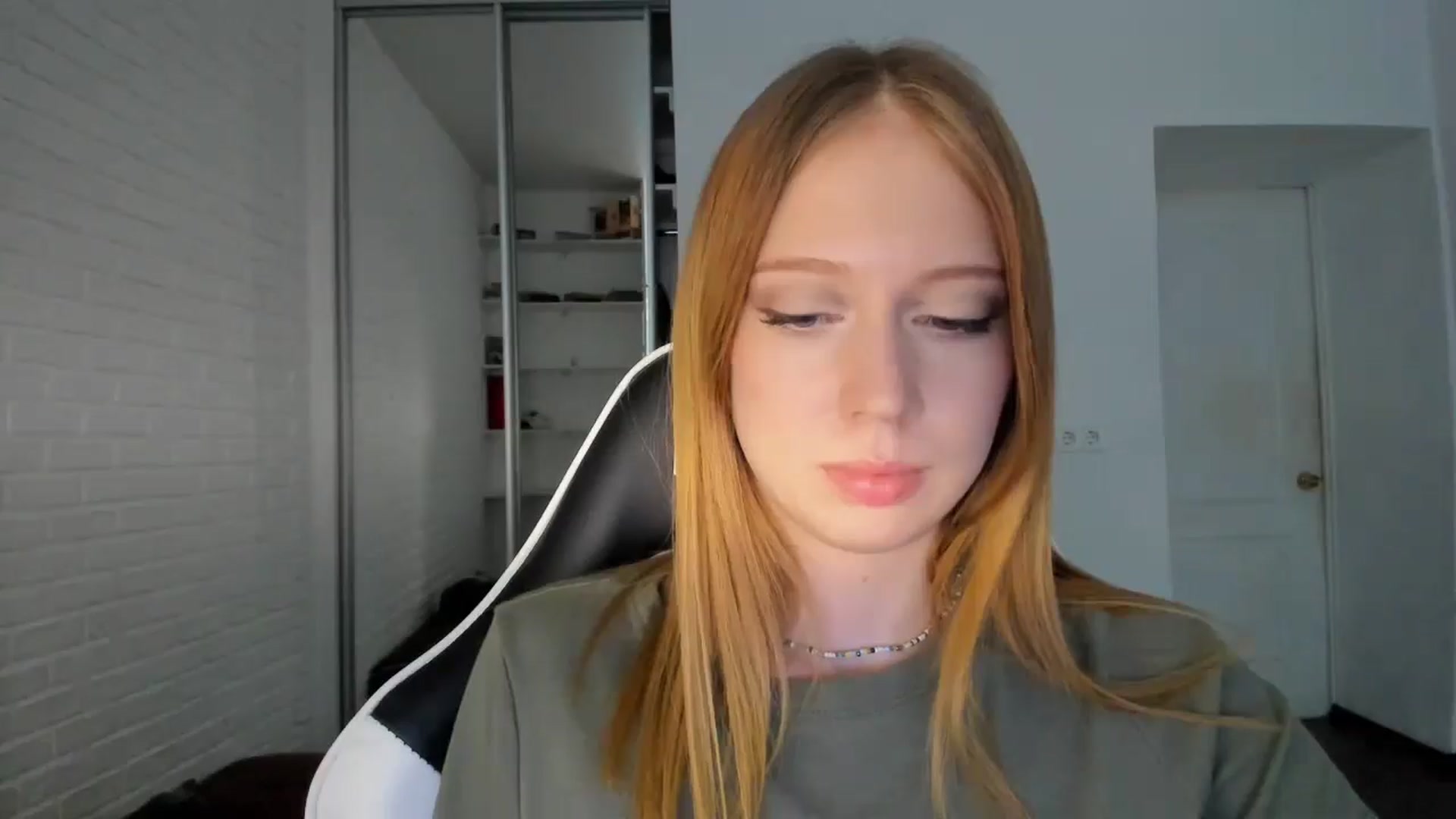 Gallery image thumbnail from RoboSasha's myfreecams stream on, 09/09/2024, 16:04 image 2 of 20