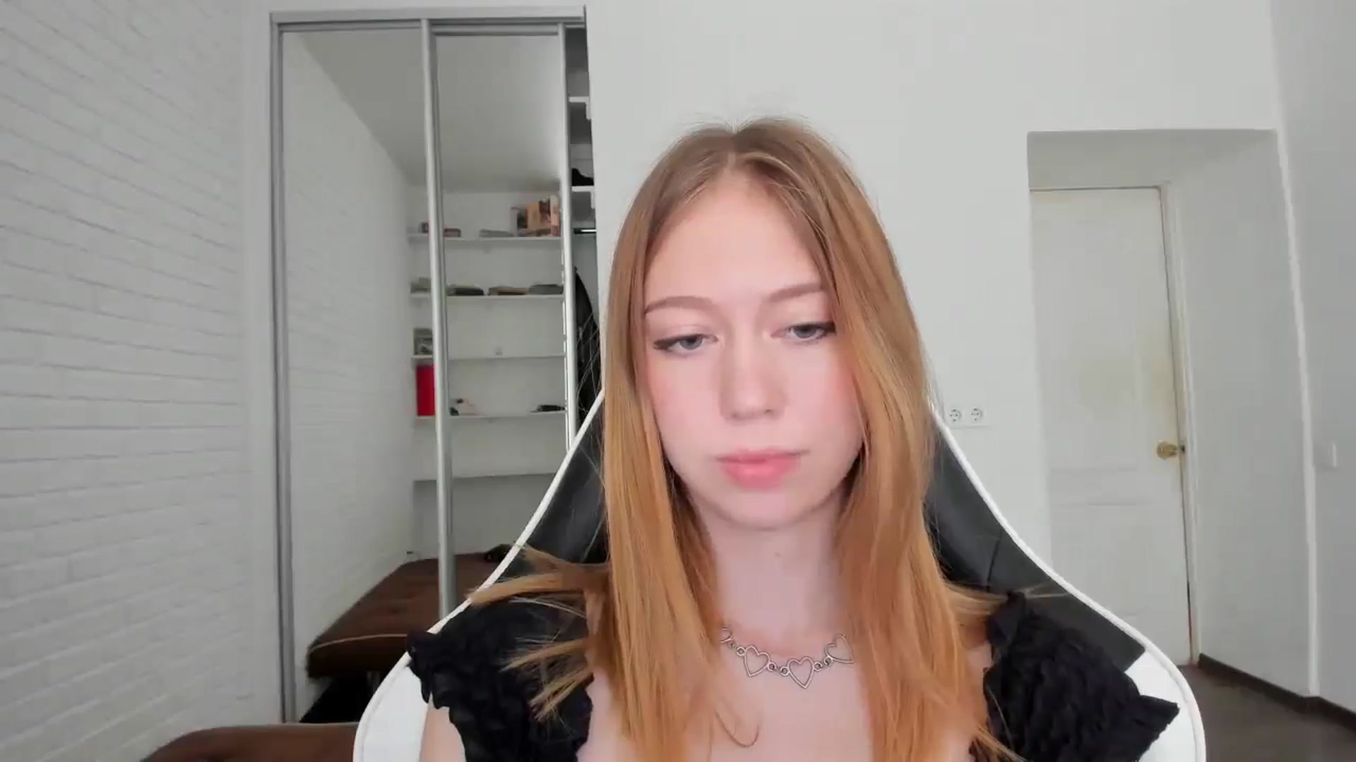 Gallery image thumbnail from RoboSasha's myfreecams stream on, 09/13/2024, 10:55 image 13 of 20