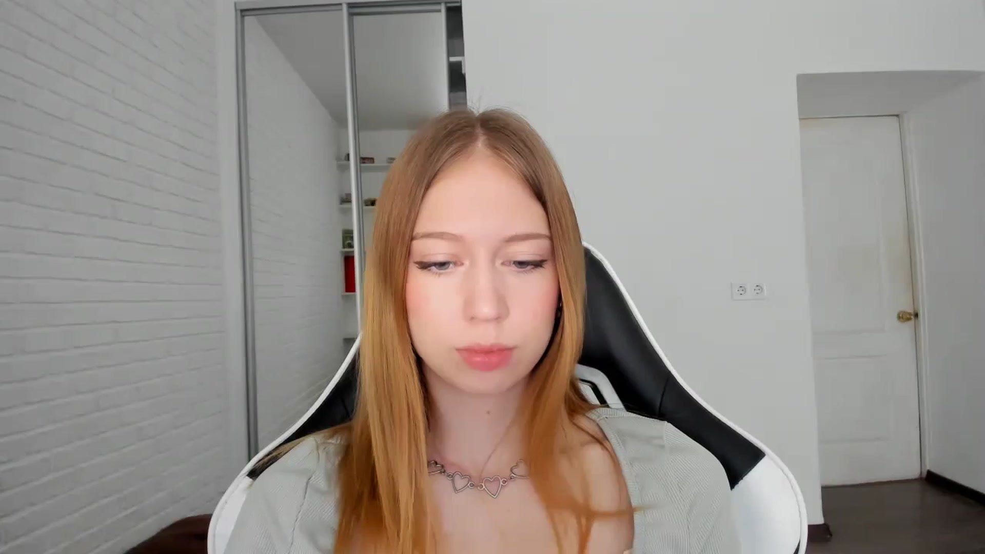 Gallery image thumbnail from RoboSasha's myfreecams stream on, 09/13/2024, 10:55 image 4 of 20