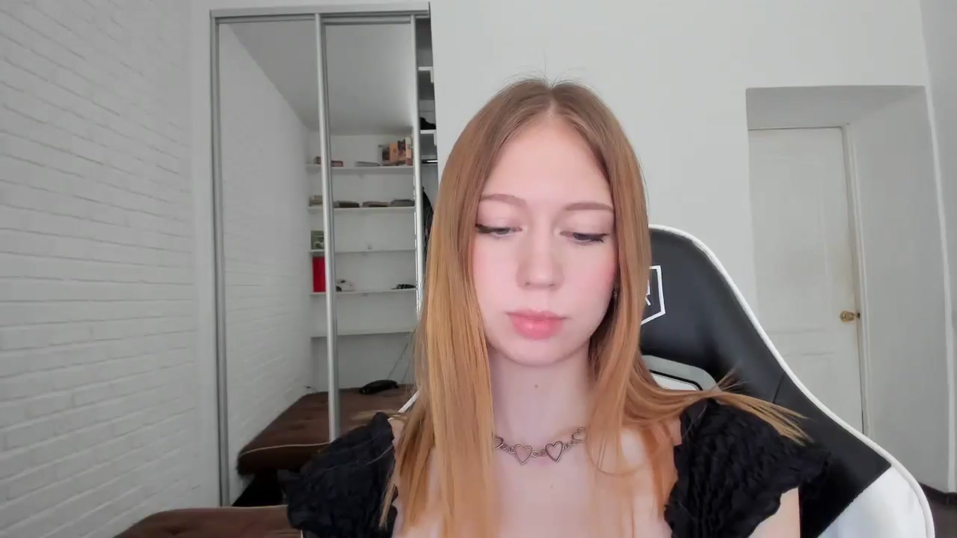 Gallery image thumbnail from RoboSasha's myfreecams stream on, 09/13/2024, 10:55 image 17 of 20