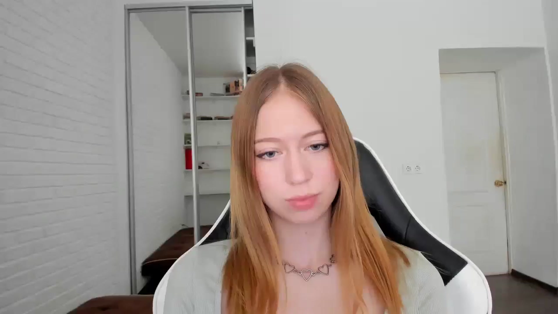 Gallery image thumbnail from RoboSasha's myfreecams stream on, 09/13/2024, 10:55 image 11 of 20