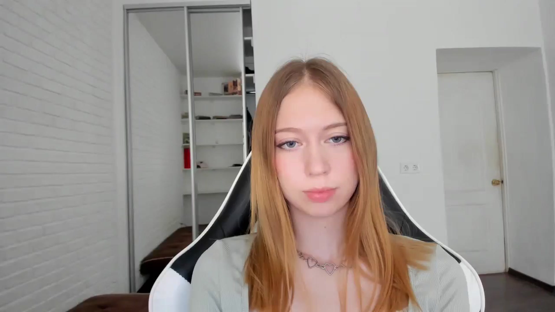 Gallery image thumbnail from RoboSasha's myfreecams stream on, 09/13/2024, 10:55 image 10 of 20