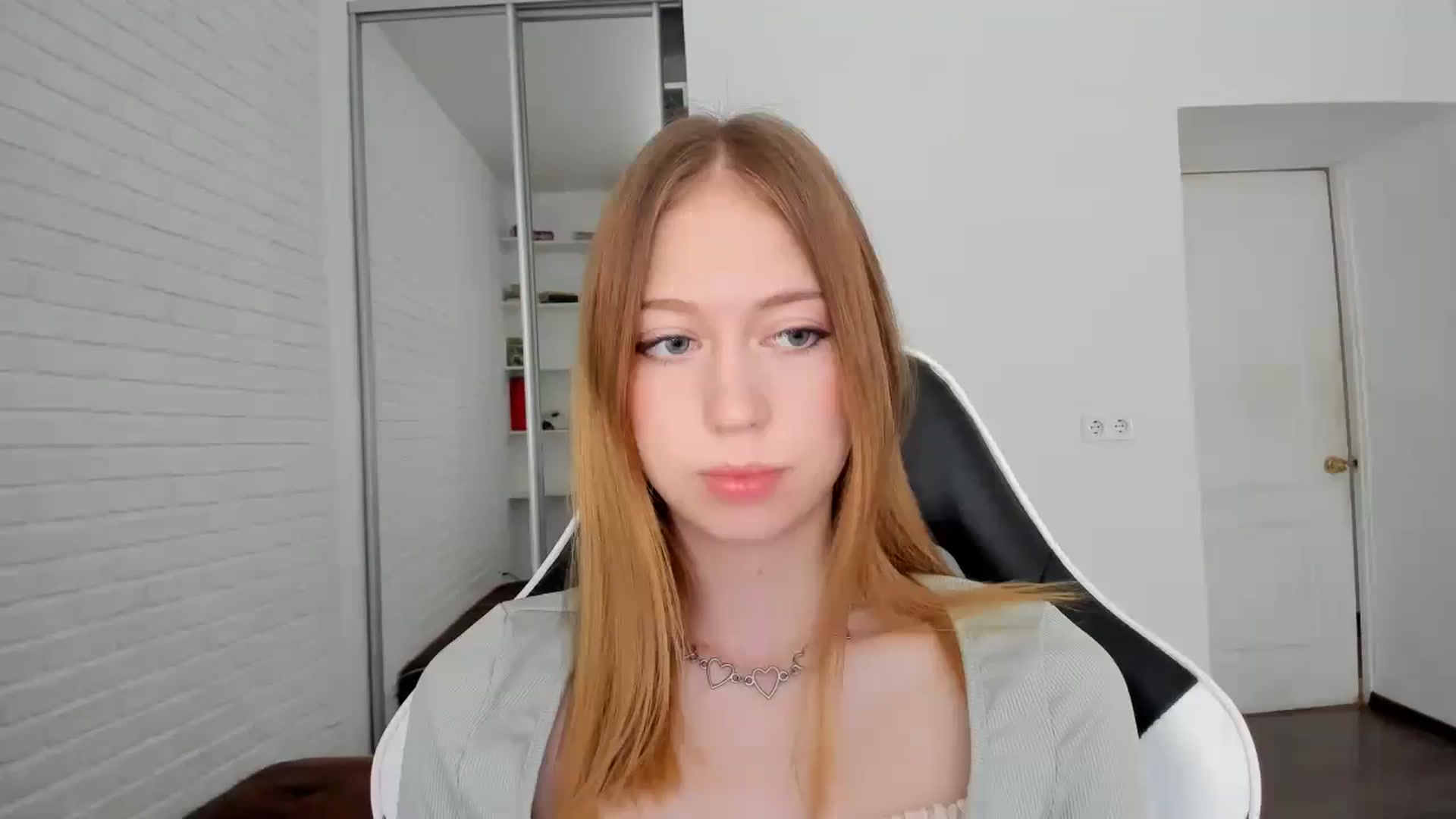 Gallery image thumbnail from RoboSasha's myfreecams stream on, 09/13/2024, 10:55 image 1 of 20