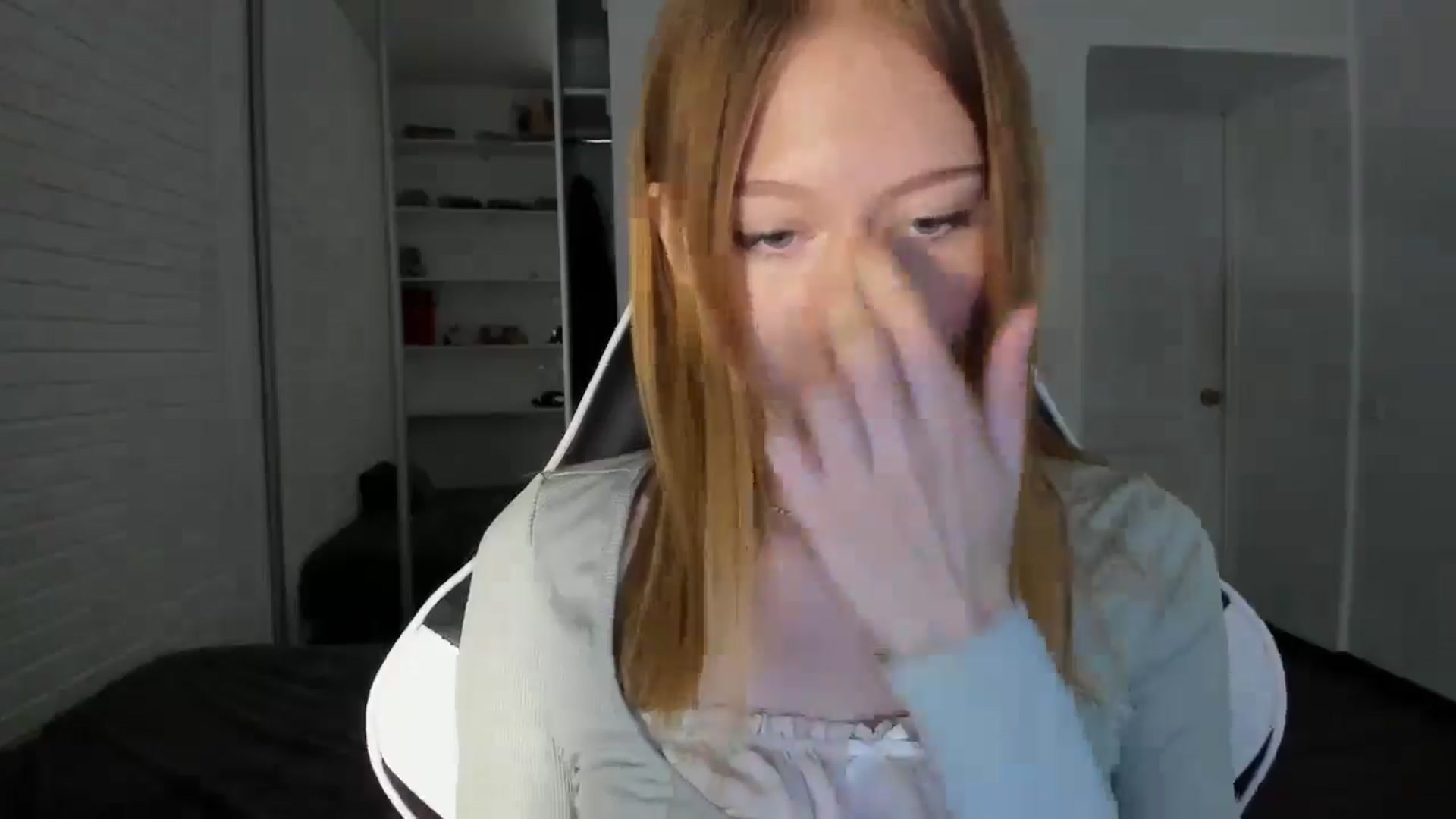 Gallery image thumbnail from RoboSasha's myfreecams stream on, 09/19/2024, 15:48 image 15 of 20