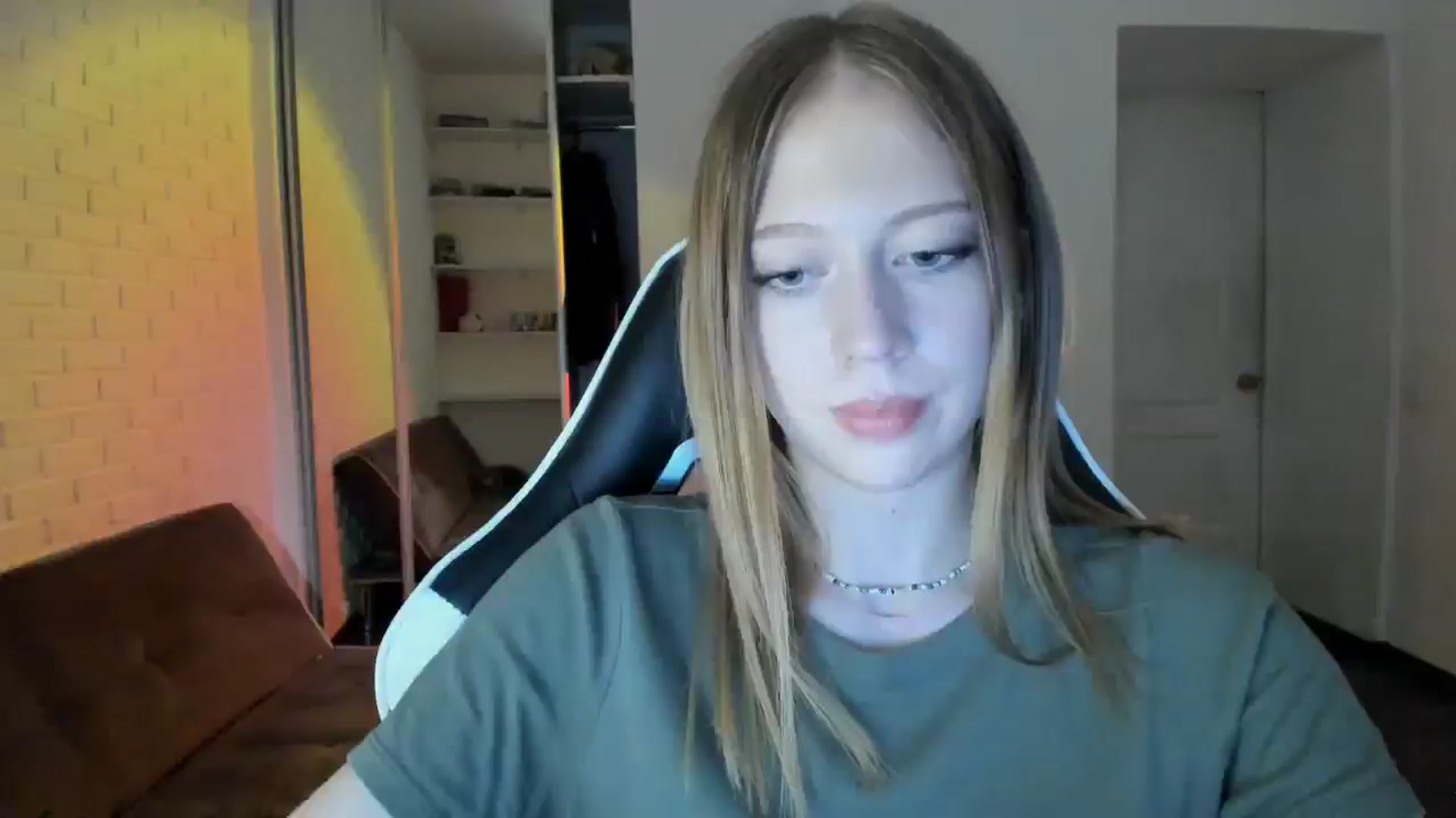Gallery image thumbnail from RoboSasha's myfreecams stream on, 09/22/2024, 16:47 image 2 of 20
