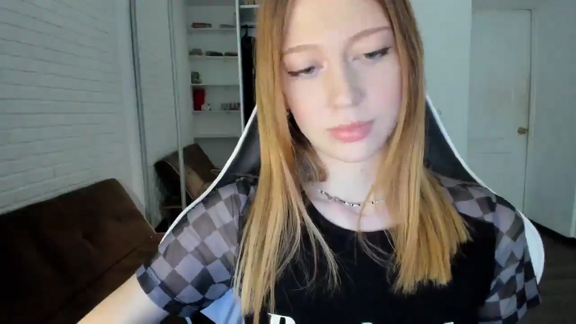 Gallery image thumbnail from RoboSasha's myfreecams stream on, 09/23/2024, 15:09 image 19 of 20