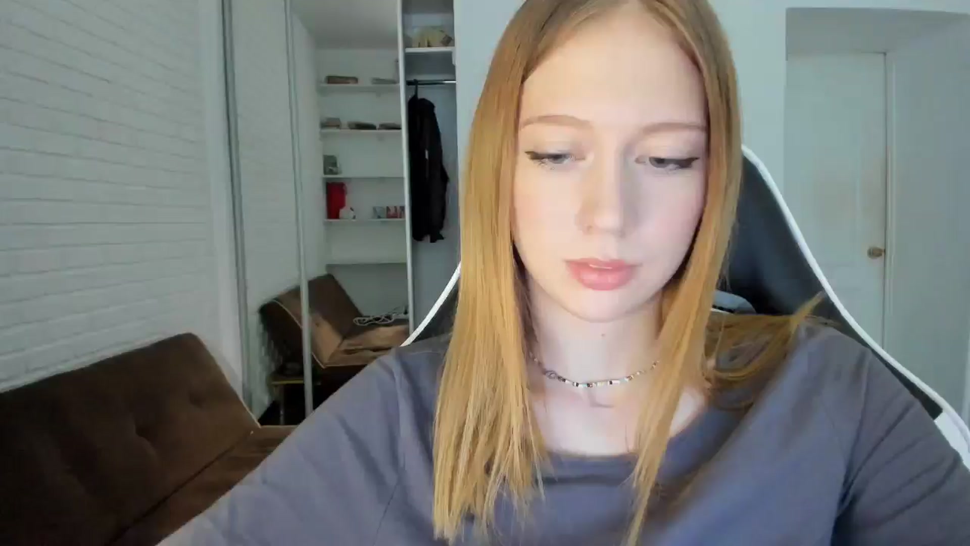 Gallery image thumbnail from RoboSasha's myfreecams stream on, 09/23/2024, 15:09 image 2 of 20