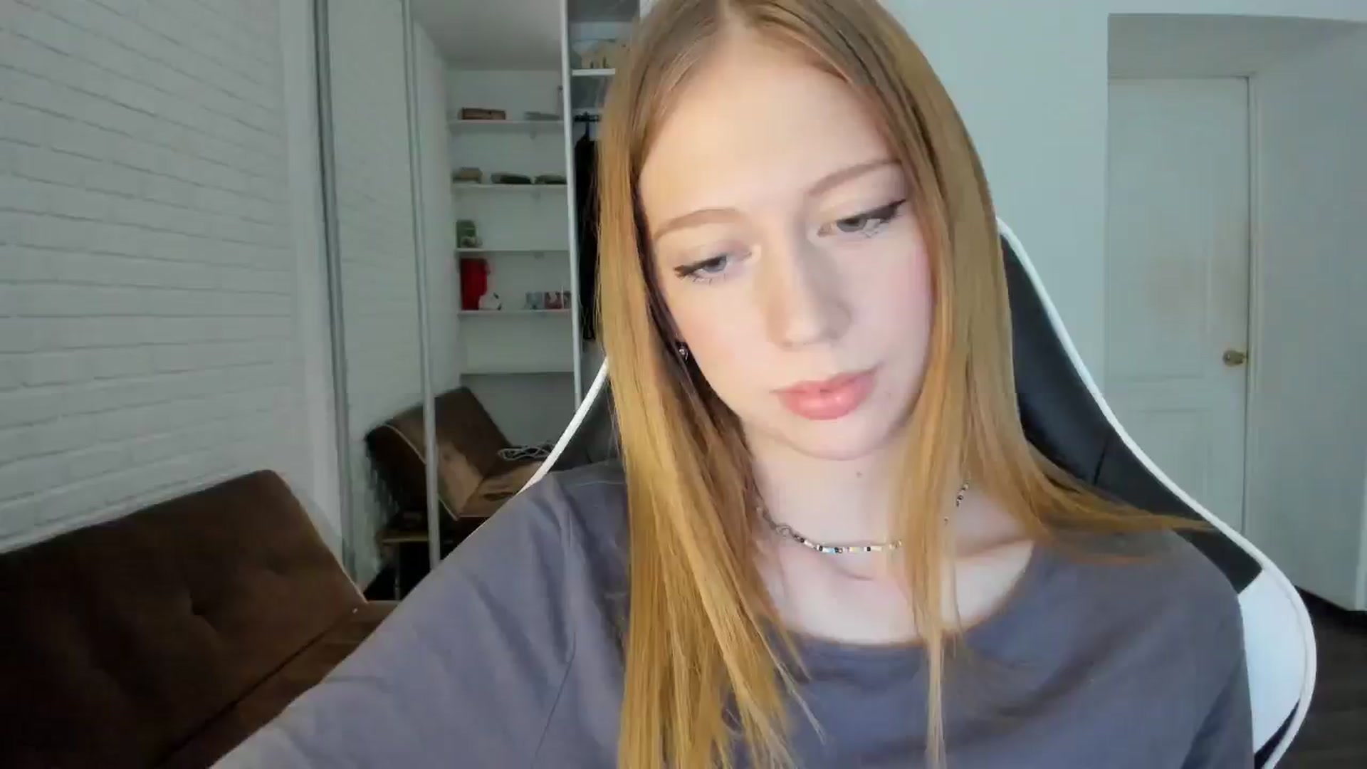 Gallery image thumbnail from RoboSasha's myfreecams stream on, 09/23/2024, 15:09 image 1 of 20