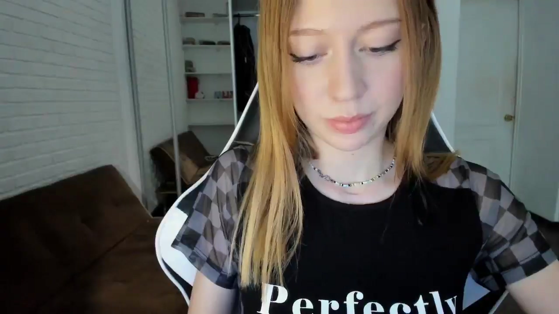 Gallery image thumbnail from RoboSasha's myfreecams stream on, 09/23/2024, 15:09 image 16 of 20