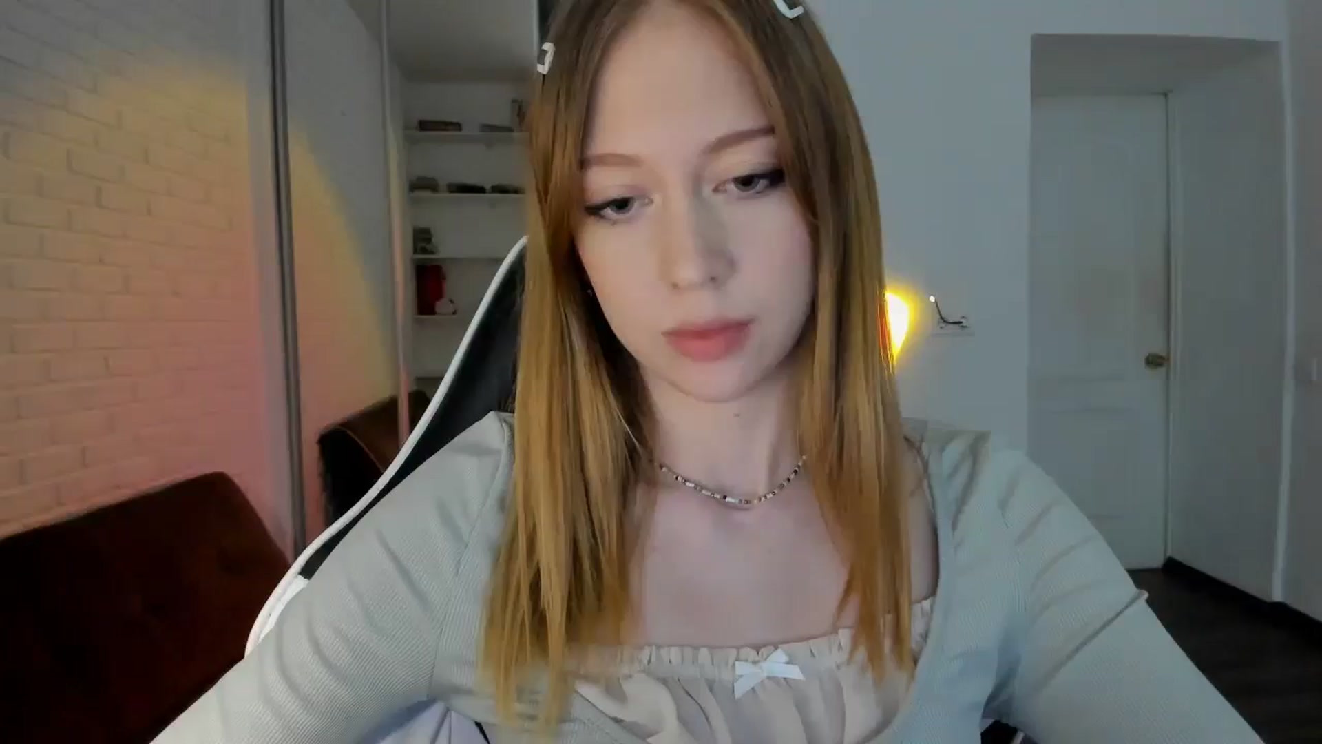Gallery image thumbnail from RoboSasha's myfreecams stream on, 09/25/2024, 14:20 image 15 of 20