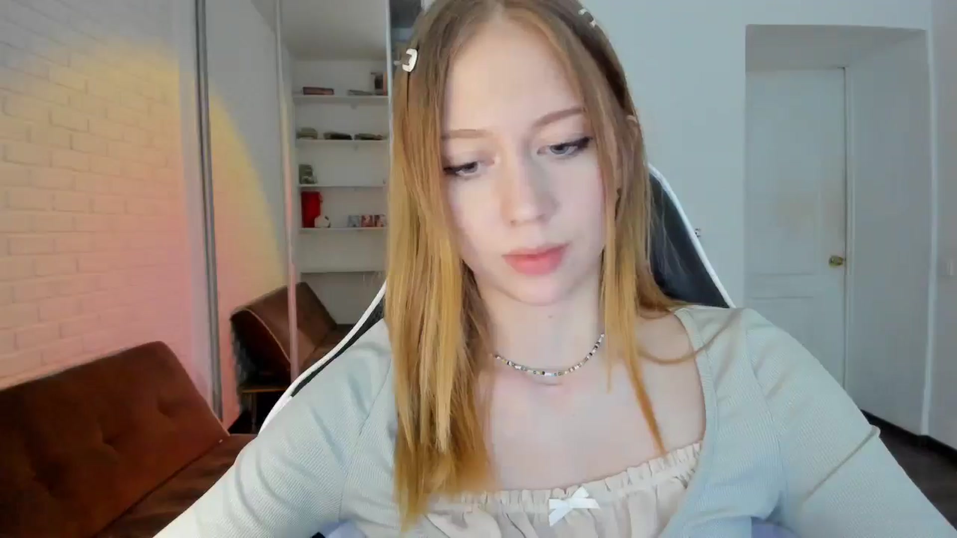 Gallery image thumbnail from RoboSasha's myfreecams stream on, 09/25/2024, 14:20 image 20 of 20