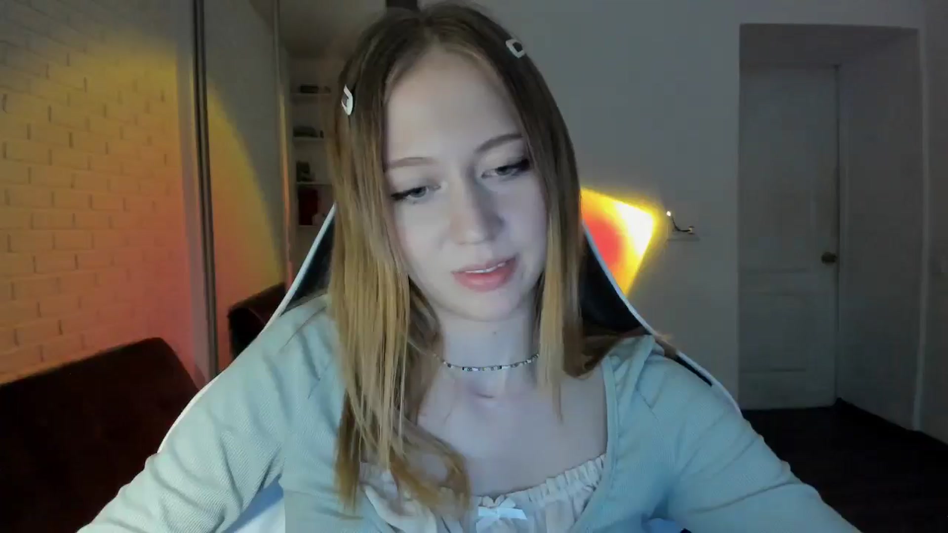 Gallery image thumbnail from RoboSasha's myfreecams stream on, 09/25/2024, 15:51 image 16 of 20