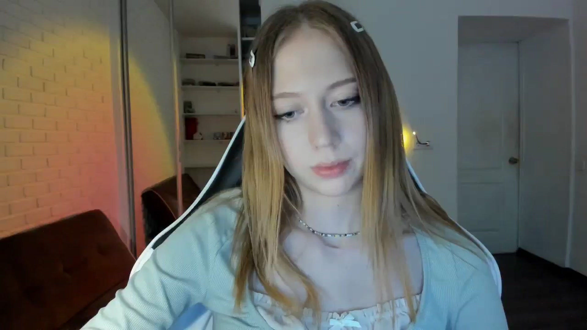 Gallery image thumbnail from RoboSasha's myfreecams stream on, 09/25/2024, 15:51 image 14 of 20