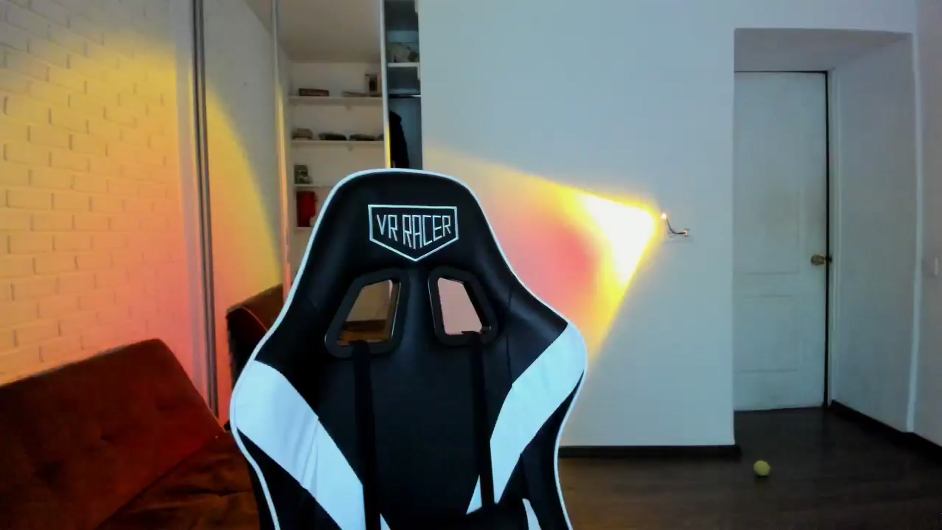 Gallery image thumbnail from RoboSasha's myfreecams stream on, 09/25/2024, 15:51 image 8 of 20