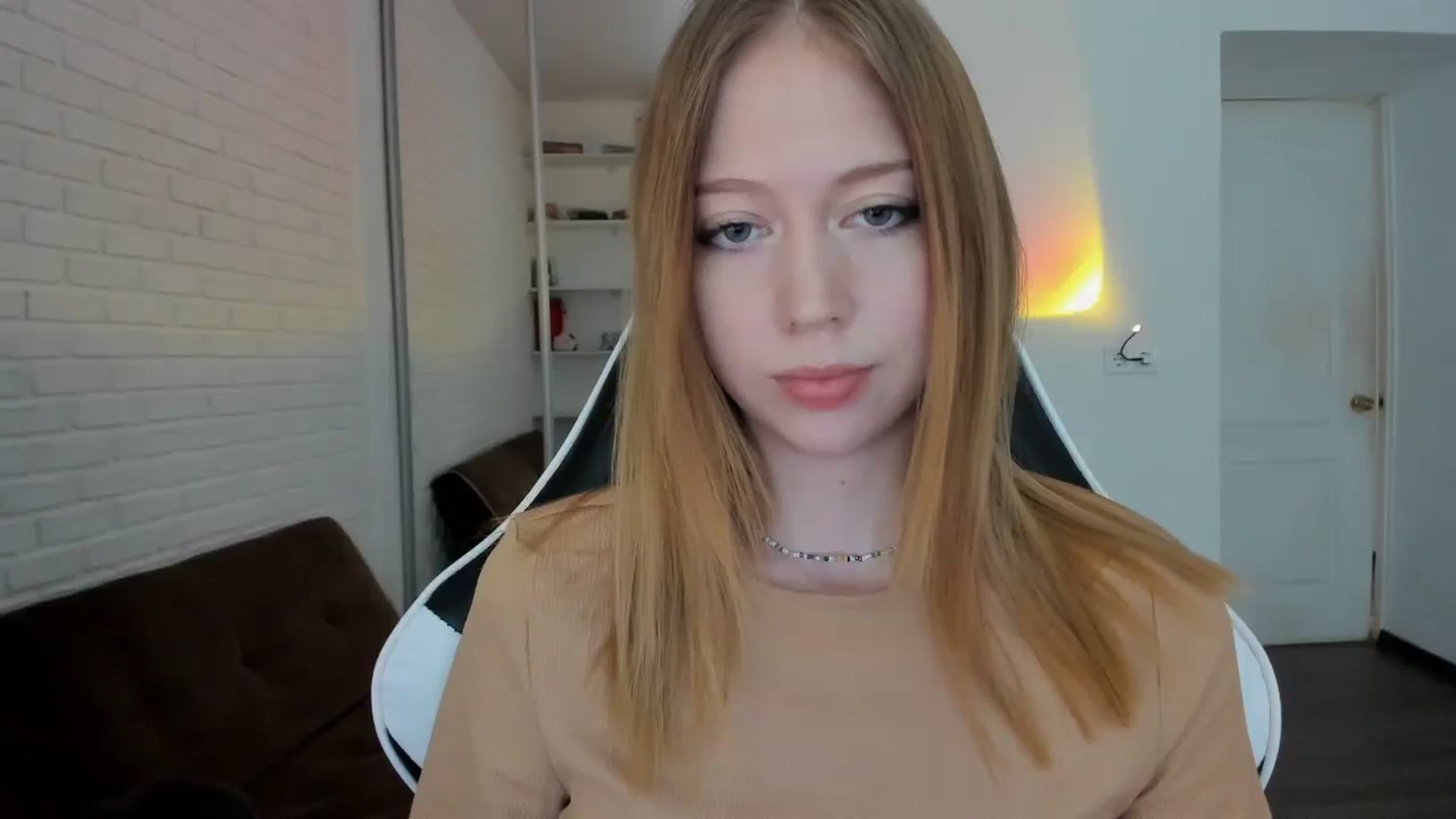 Gallery image thumbnail from RoboSasha's myfreecams stream on, 09/26/2024, 13:27 image 15 of 20