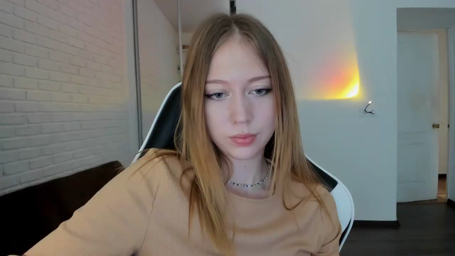 Gallery image thumbnail from RoboSasha's myfreecams stream on, 09/26/2024, 13:27 image 14 of 20
