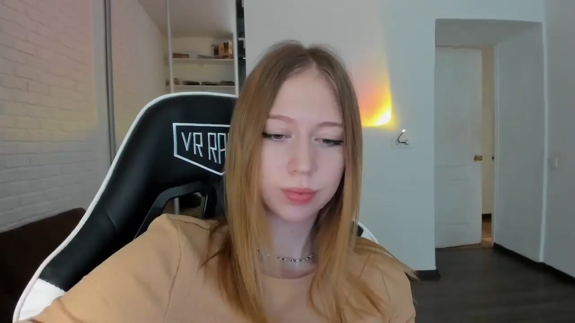 Gallery image thumbnail from RoboSasha's myfreecams stream on, 09/26/2024, 13:27 image 13 of 20