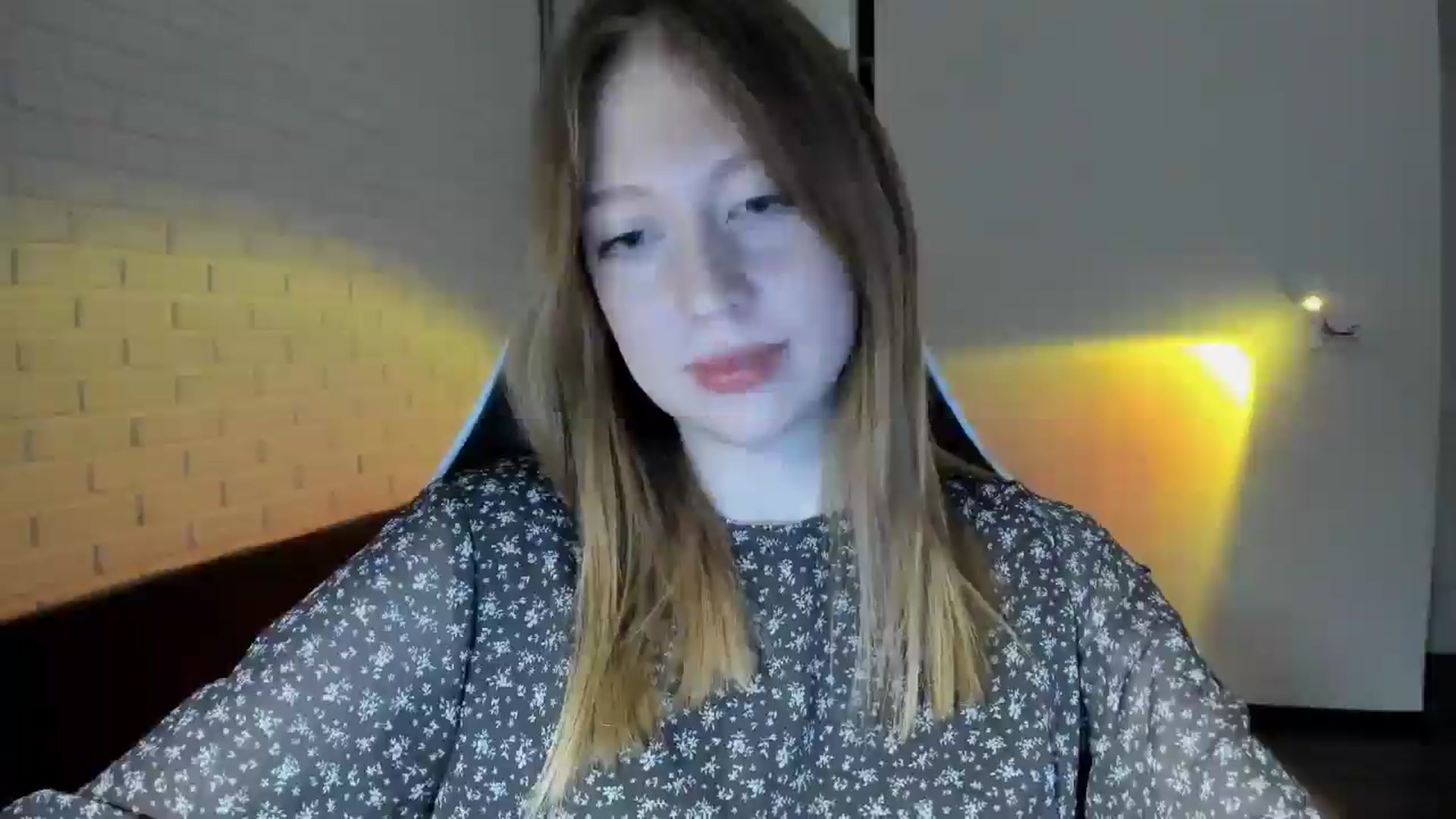 Gallery image thumbnail from RoboSasha's myfreecams stream on, 09/30/2024, 17:00 image 4 of 20
