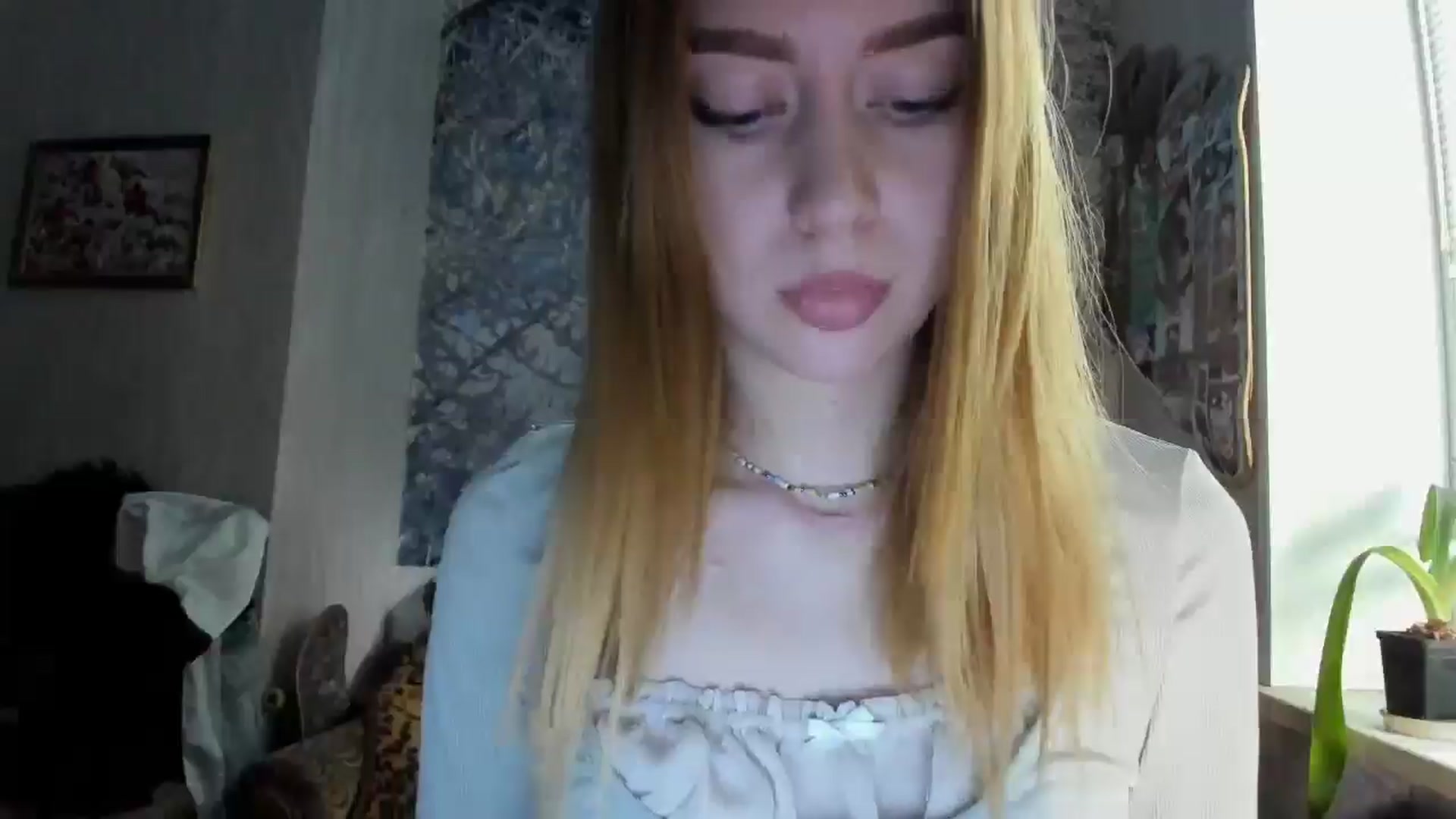 Gallery image thumbnail from RoboSasha's myfreecams stream on, 10/06/2024, 14:58 image 7 of 20