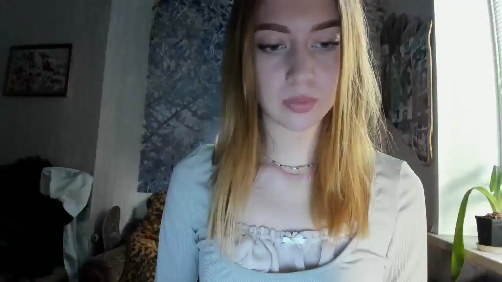Gallery image thumbnail from RoboSasha's myfreecams stream on, 10/06/2024, 14:58 image 11 of 20