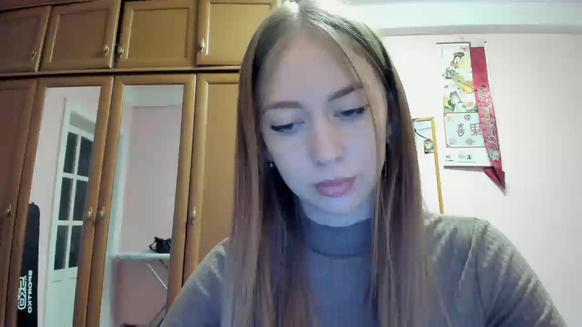 Gallery image thumbnail from RoboSasha's myfreecams stream on, 10/07/2024, 17:38 image 12 of 20