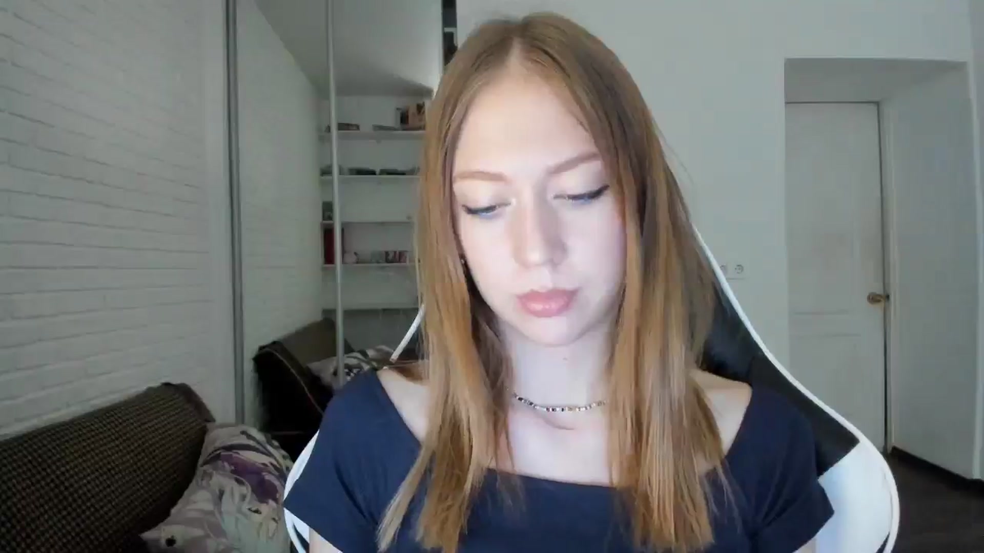 Gallery image thumbnail from RoboSasha's myfreecams stream on, 10/09/2024, 14:58 image 14 of 20