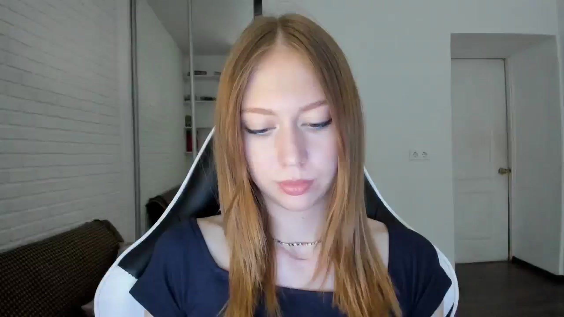 Gallery image thumbnail from RoboSasha's myfreecams stream on, 10/09/2024, 14:58 image 12 of 20