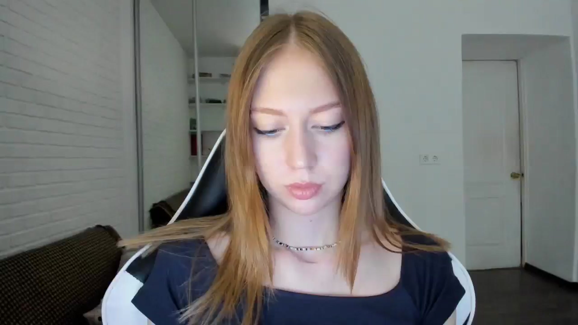 Gallery image thumbnail from RoboSasha's myfreecams stream on, 10/09/2024, 14:58 image 10 of 20