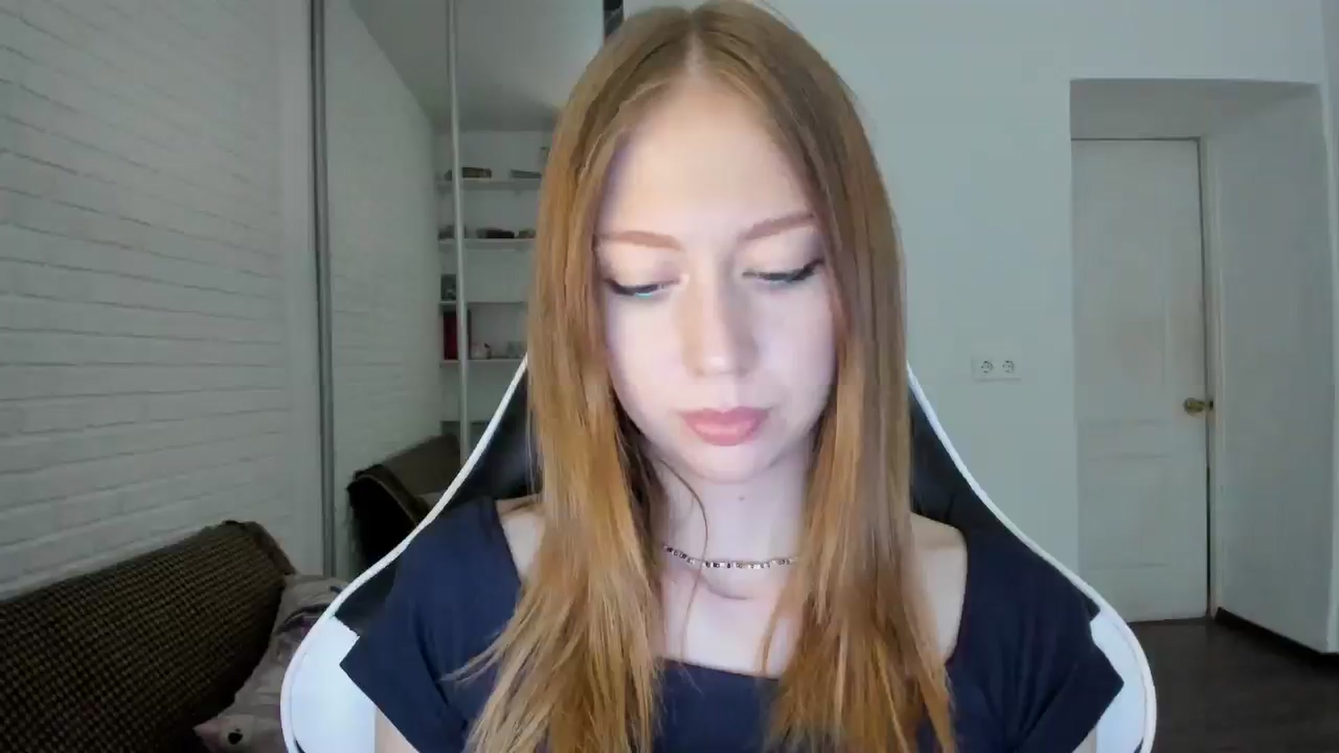 Gallery image thumbnail from RoboSasha's myfreecams stream on, 10/09/2024, 14:58 image 9 of 20