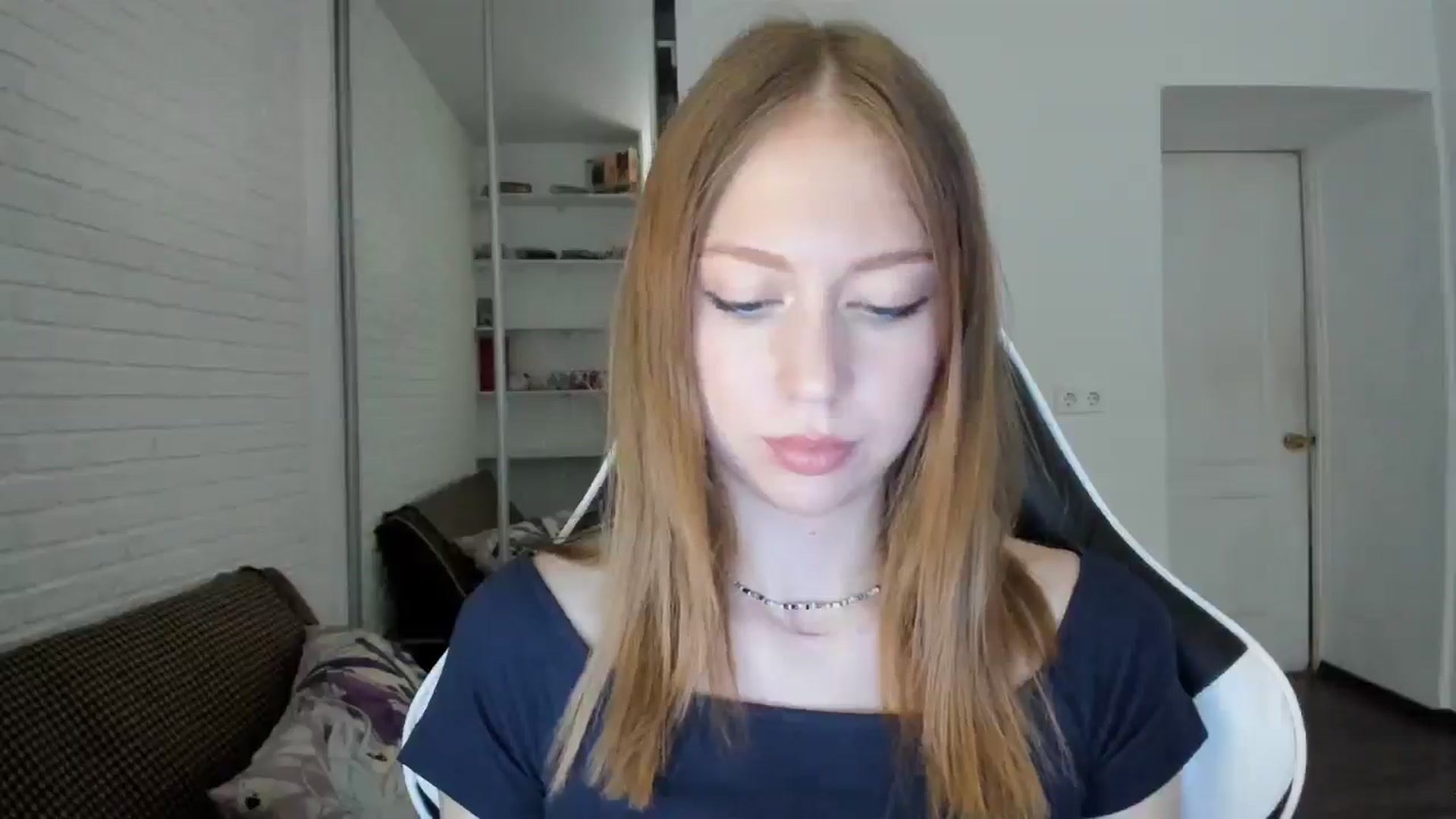 Gallery image thumbnail from RoboSasha's myfreecams stream on, 10/09/2024, 14:58 image 15 of 20