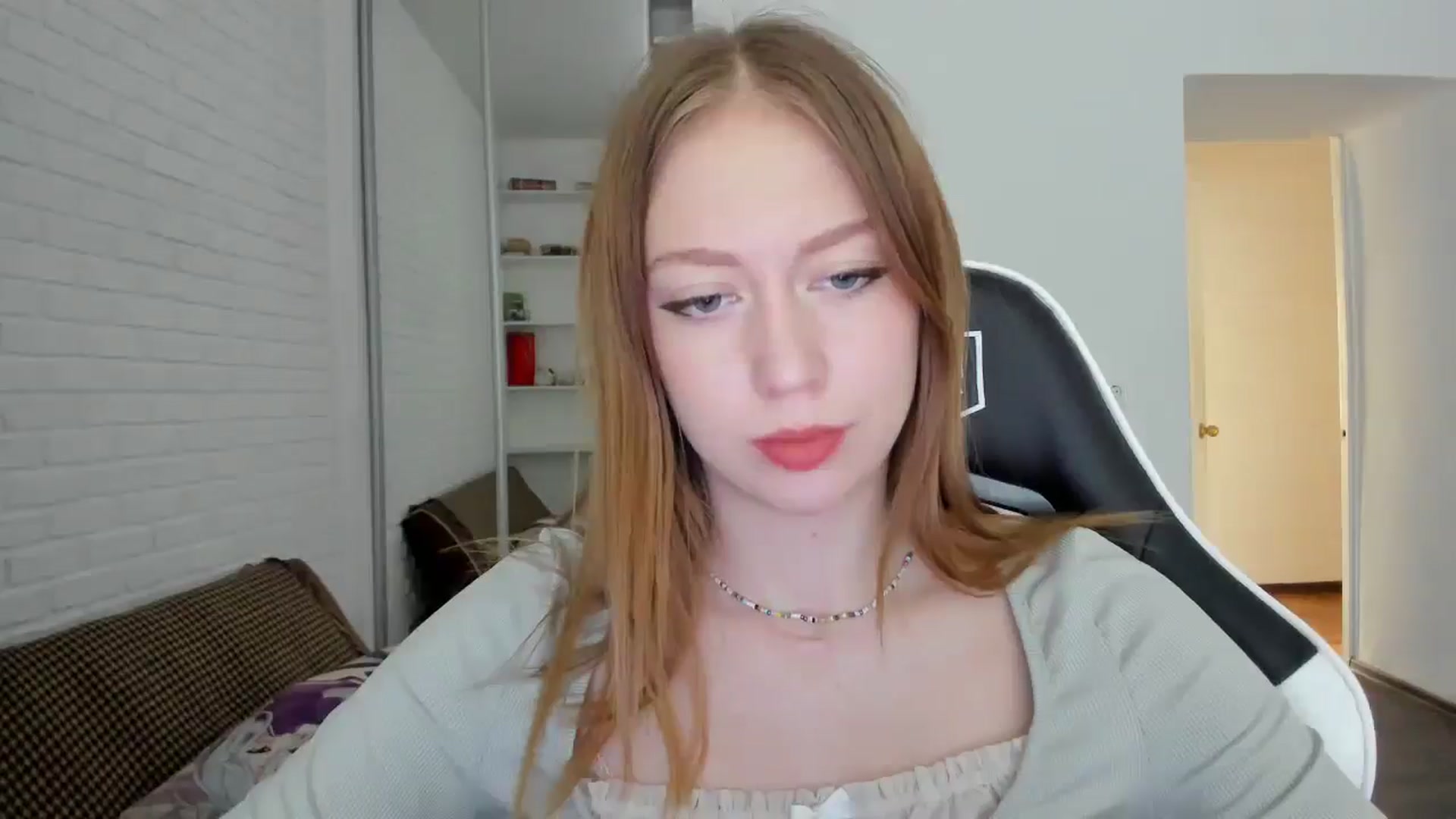 Gallery image thumbnail from RoboSasha's myfreecams stream on, 10/13/2024, 14:16 image 2 of 20