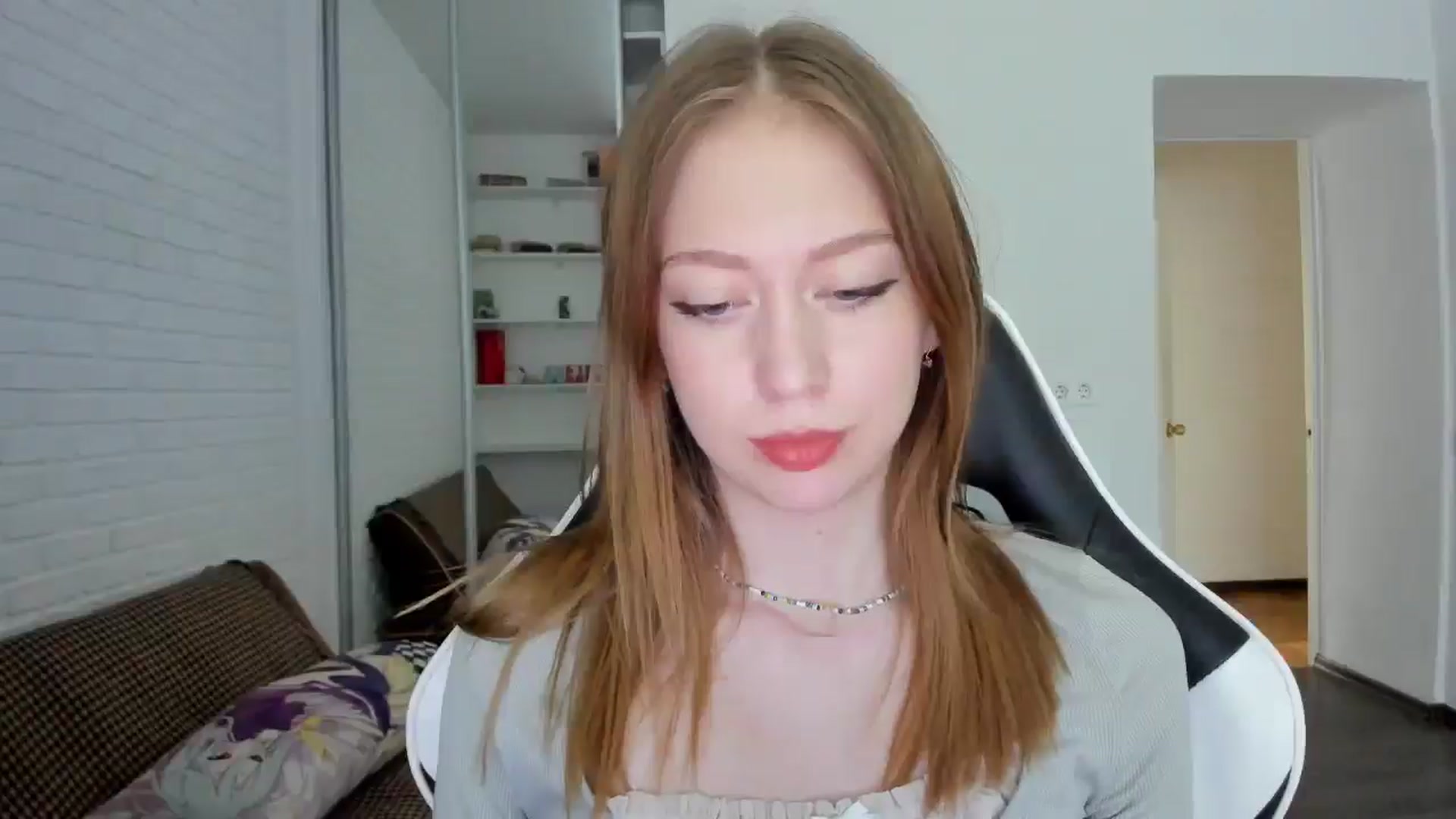 Gallery image thumbnail from RoboSasha's myfreecams stream on, 10/13/2024, 14:16 image 6 of 20