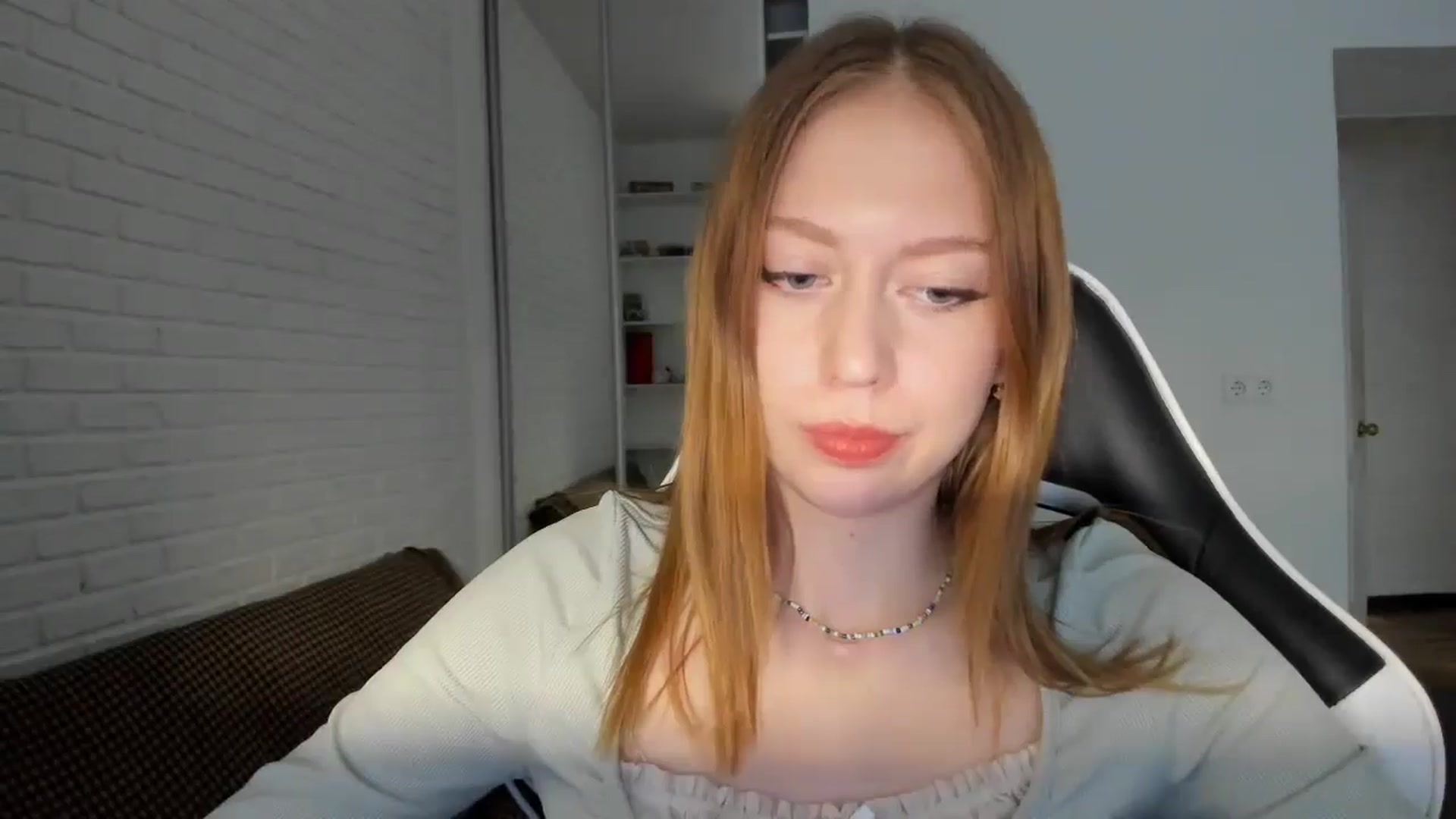 Gallery image thumbnail from RoboSasha's myfreecams stream on, 10/13/2024, 14:16 image 20 of 20