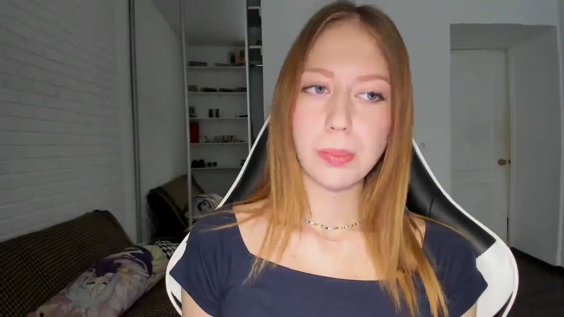 Gallery image thumbnail from RoboSasha's myfreecams stream on, 10/16/2024, 13:02 image 8 of 20