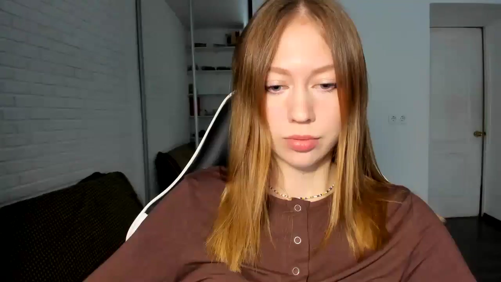 Gallery image thumbnail from RoboSasha's myfreecams stream on, 10/23/2024, 12:17 image 1 of 20