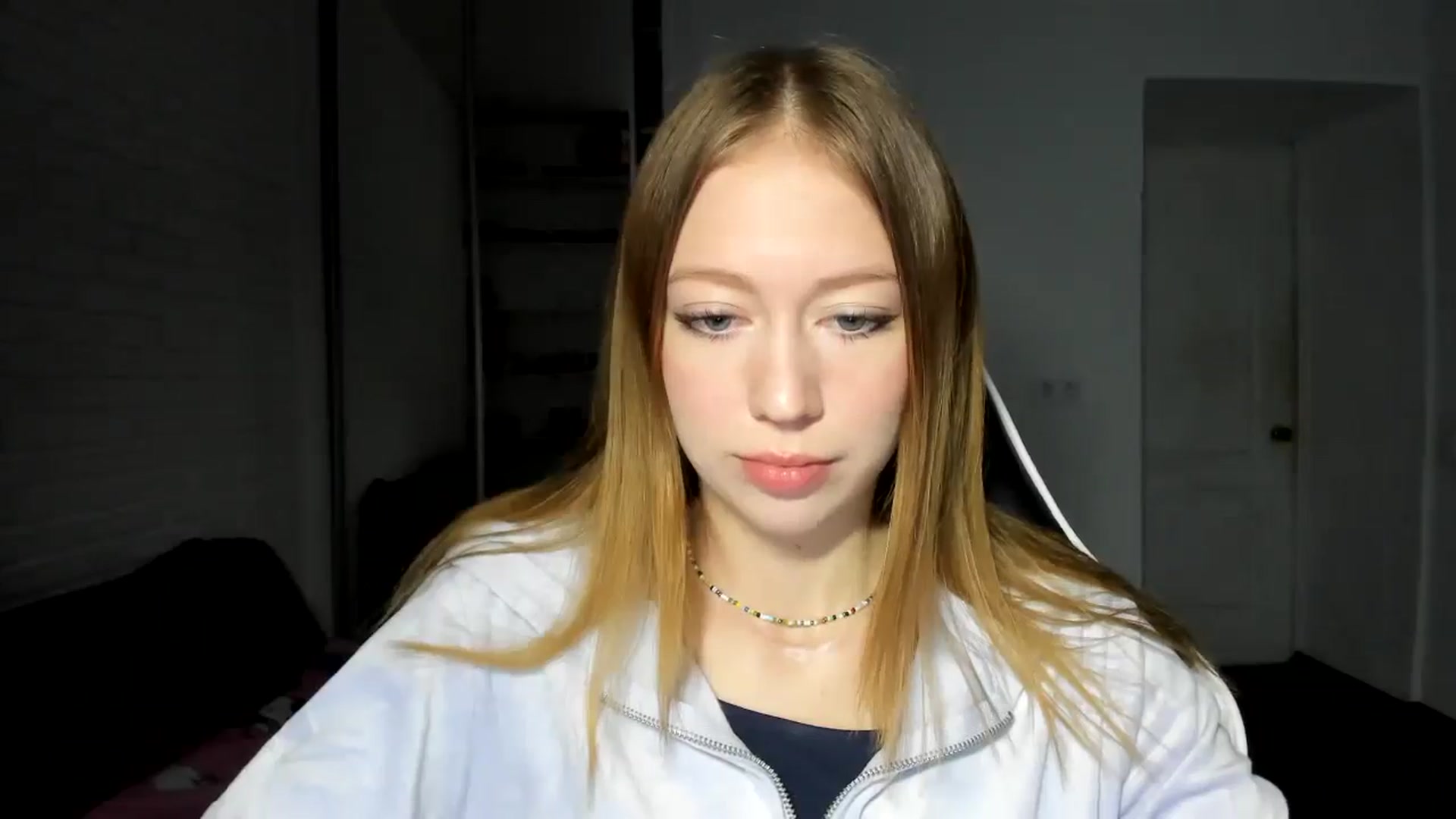 Gallery image thumbnail from RoboSasha's myfreecams stream on, 11/10/2024, 13:52 image 6 of 20