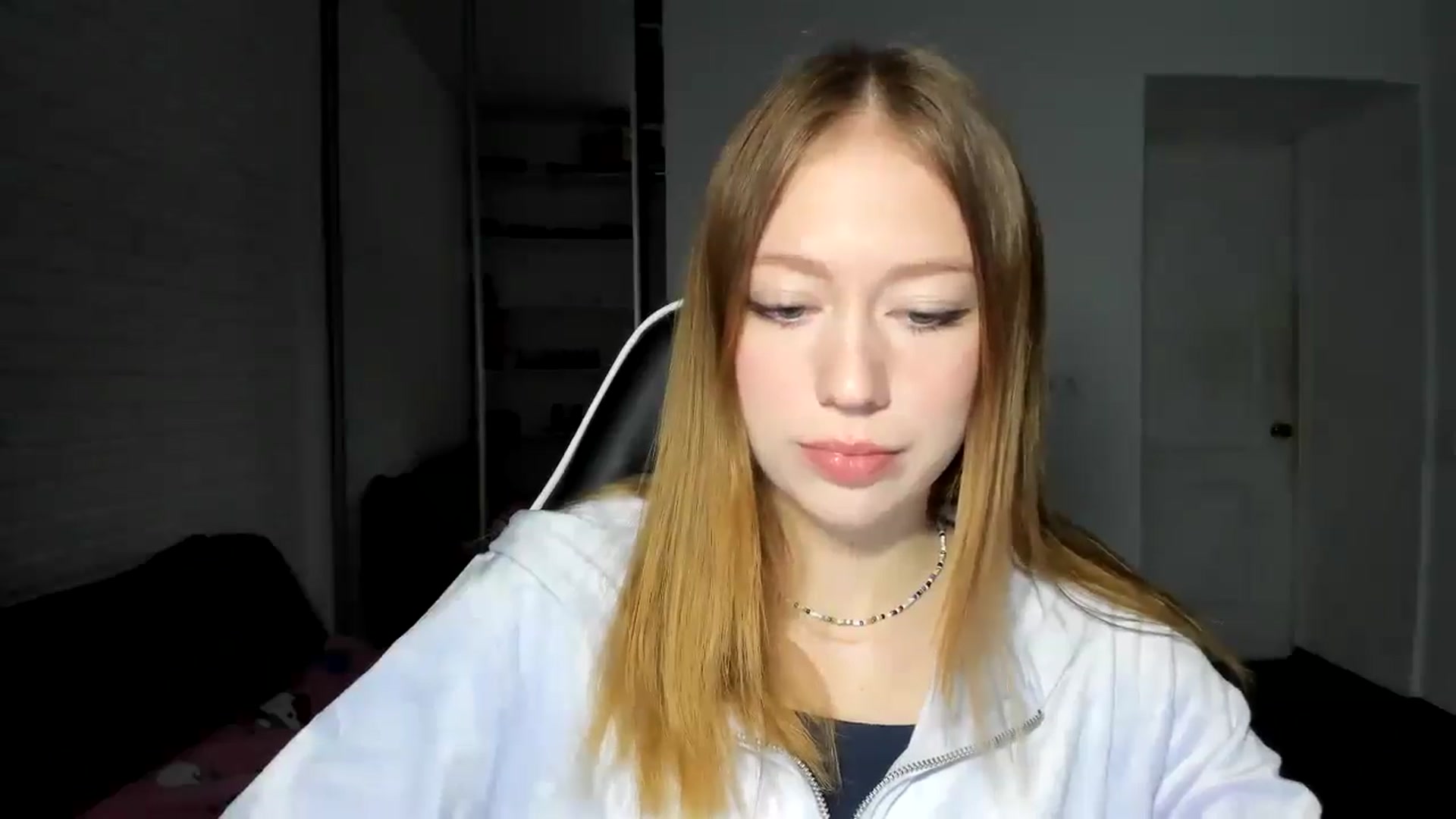 Gallery image thumbnail from RoboSasha's myfreecams stream on, 11/10/2024, 13:52 image 4 of 20