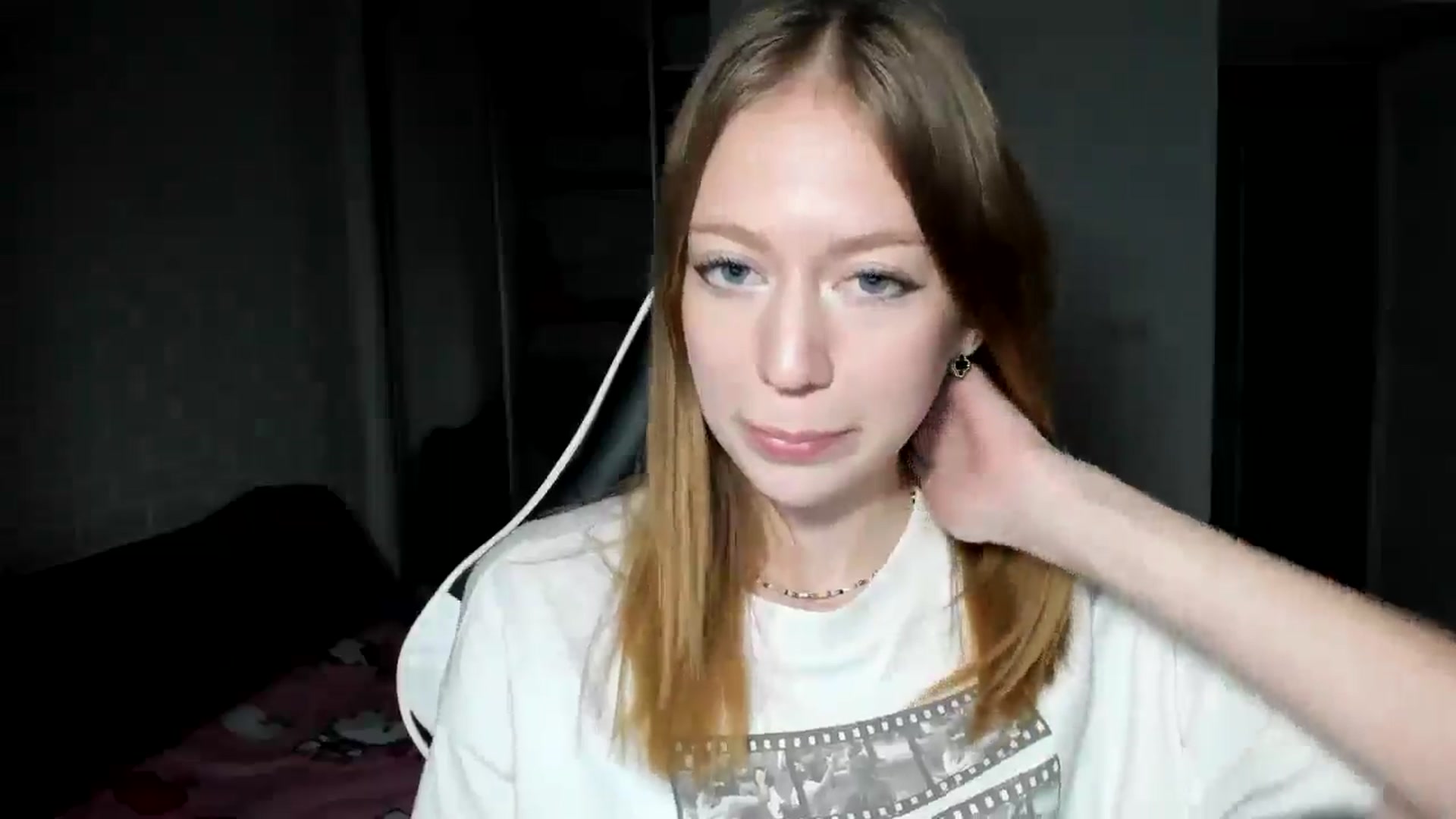 Gallery image thumbnail from RoboSasha's myfreecams stream on, 11/11/2024, 14:51 image 15 of 20