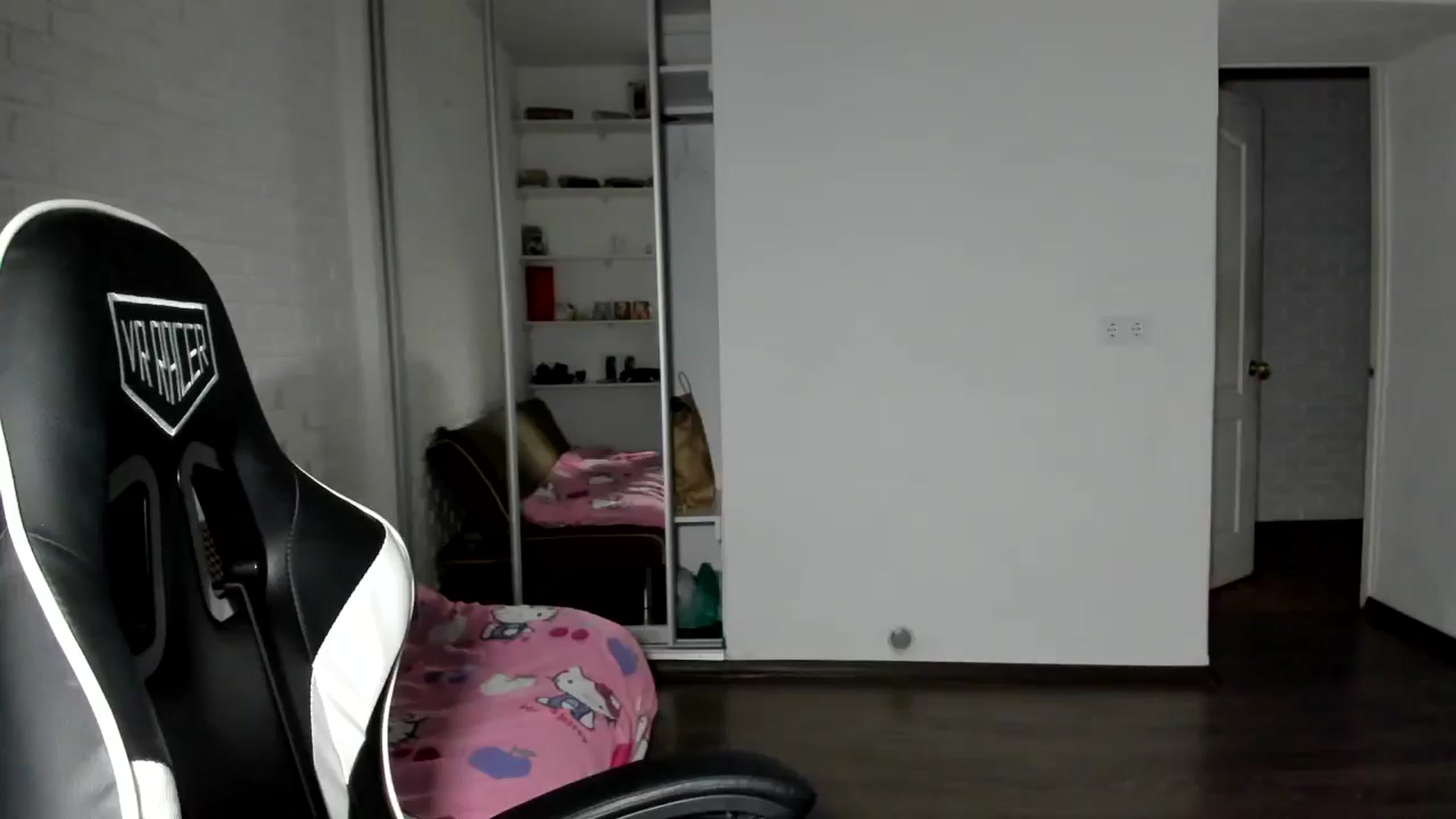 Gallery image thumbnail from RoboSasha's myfreecams stream on, 11/11/2024, 14:51 image 12 of 20