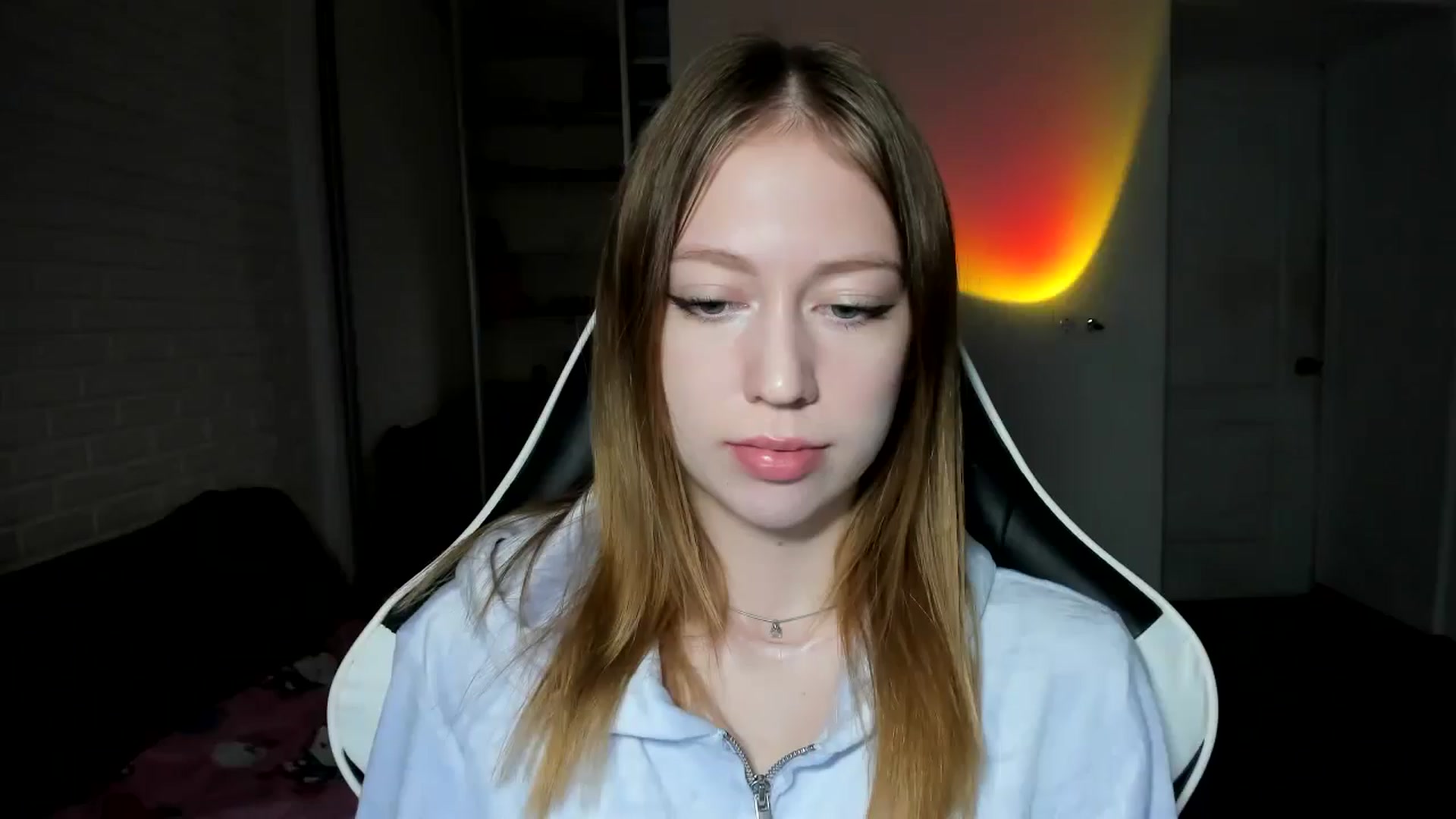 Gallery image thumbnail from RoboSasha's myfreecams stream on, 11/13/2024, 14:17 image 8 of 20