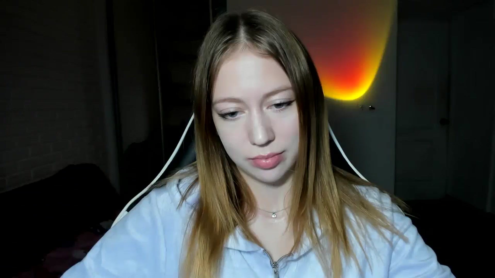 Gallery image thumbnail from RoboSasha's myfreecams stream on, 11/13/2024, 14:17 image 16 of 20